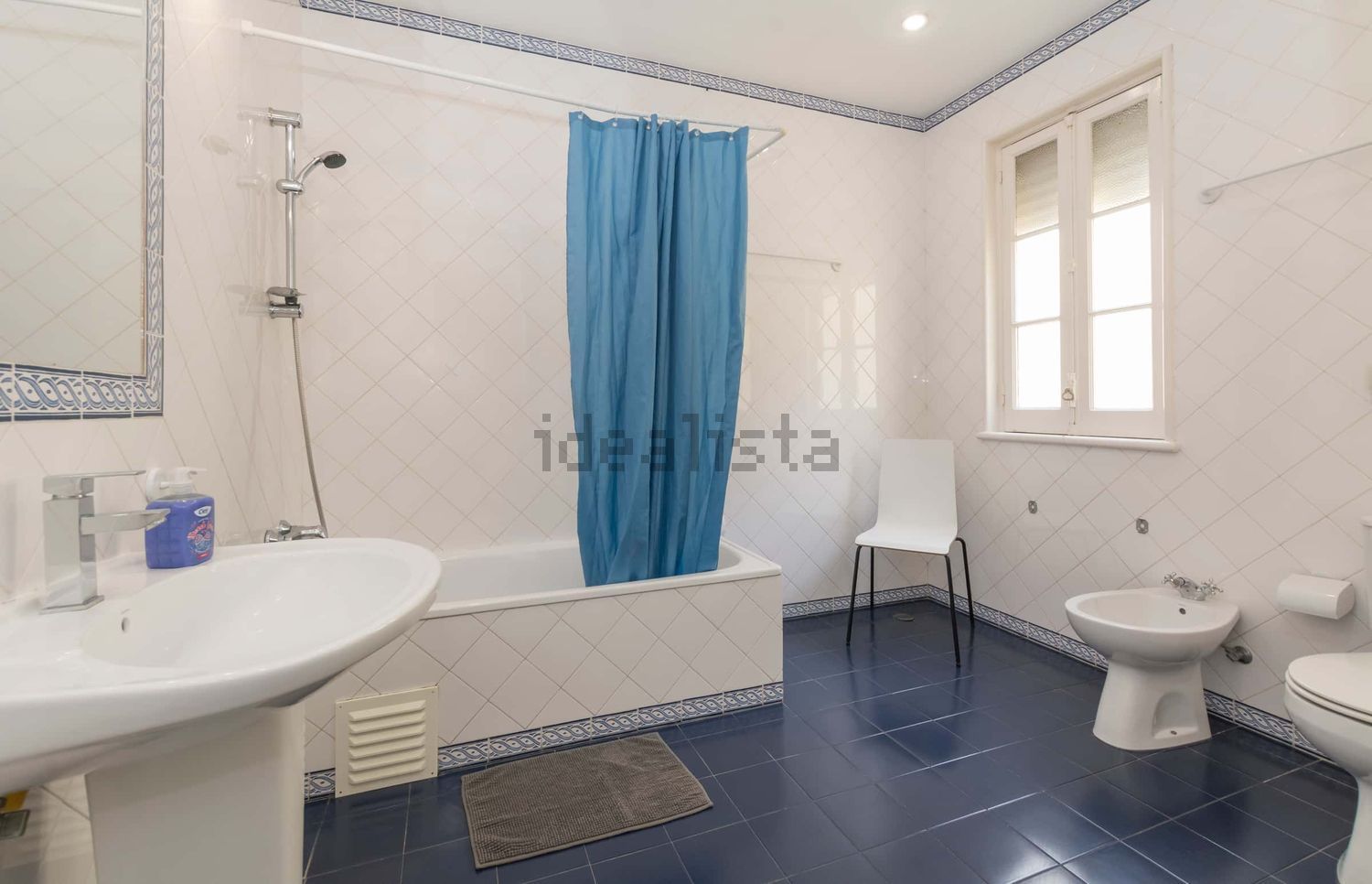 出租房间在Rua de São Félix, 39 - 卫生间