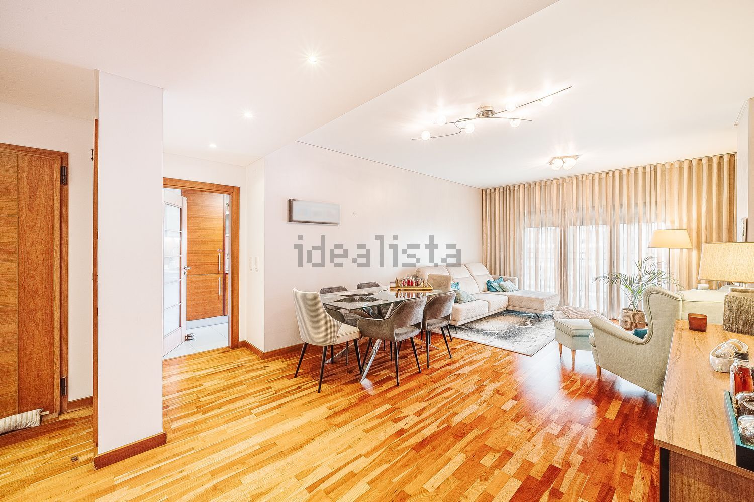 公寓 t3出售在Rua Marechal Costa Gomes - Terraços da Ponte - 客厅