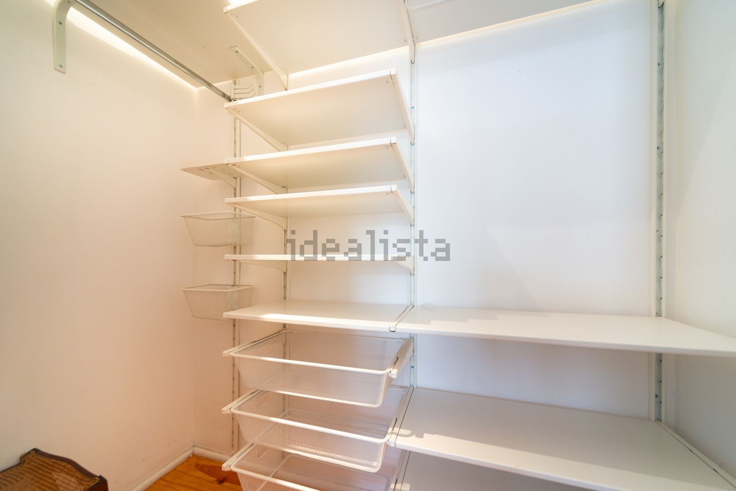 出租公寓 t2在Rua de São Bento, 17 - 试衣间