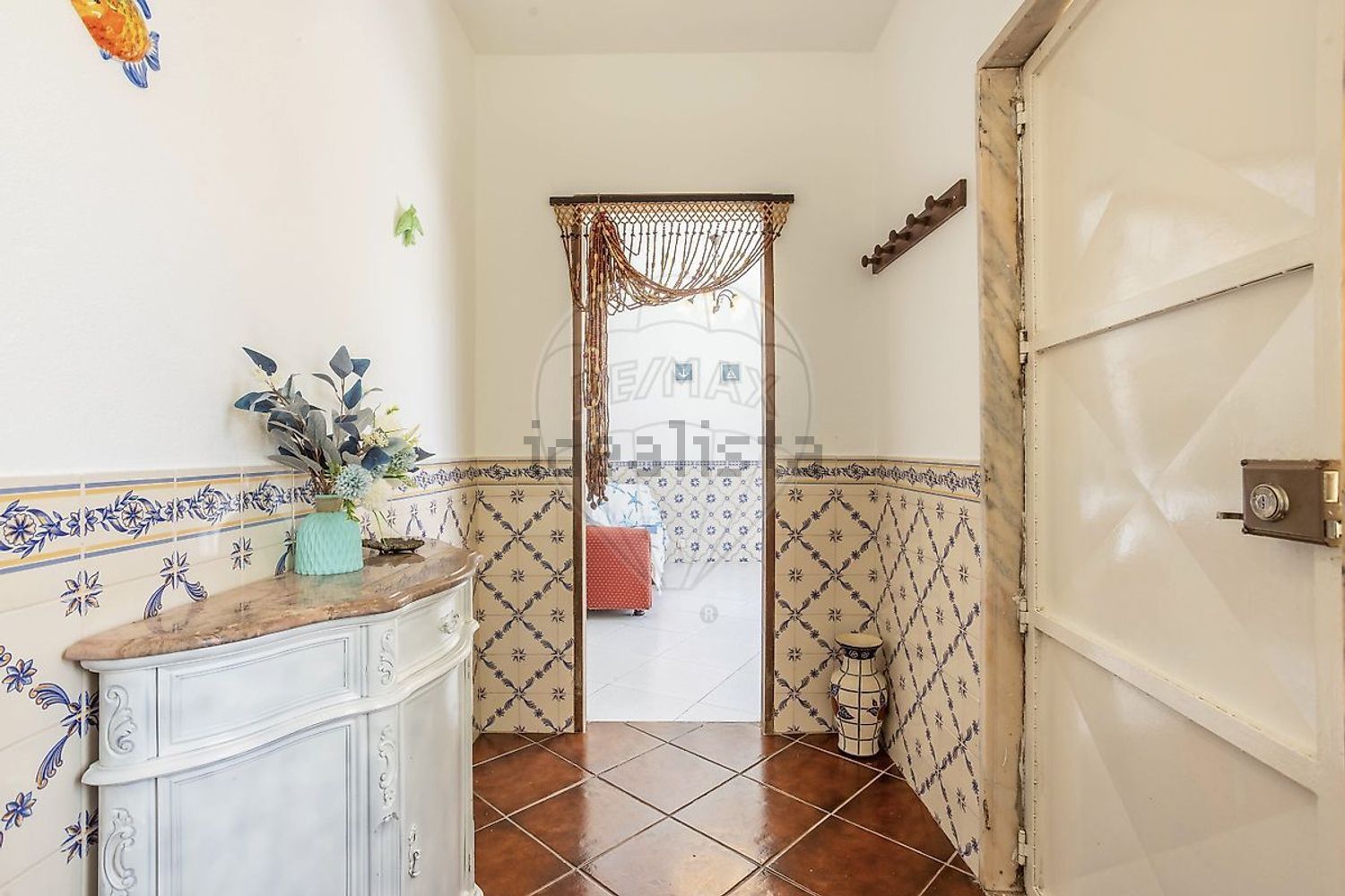 小楼房或独栋别墅出售在Rua Antero de Quental - 过道