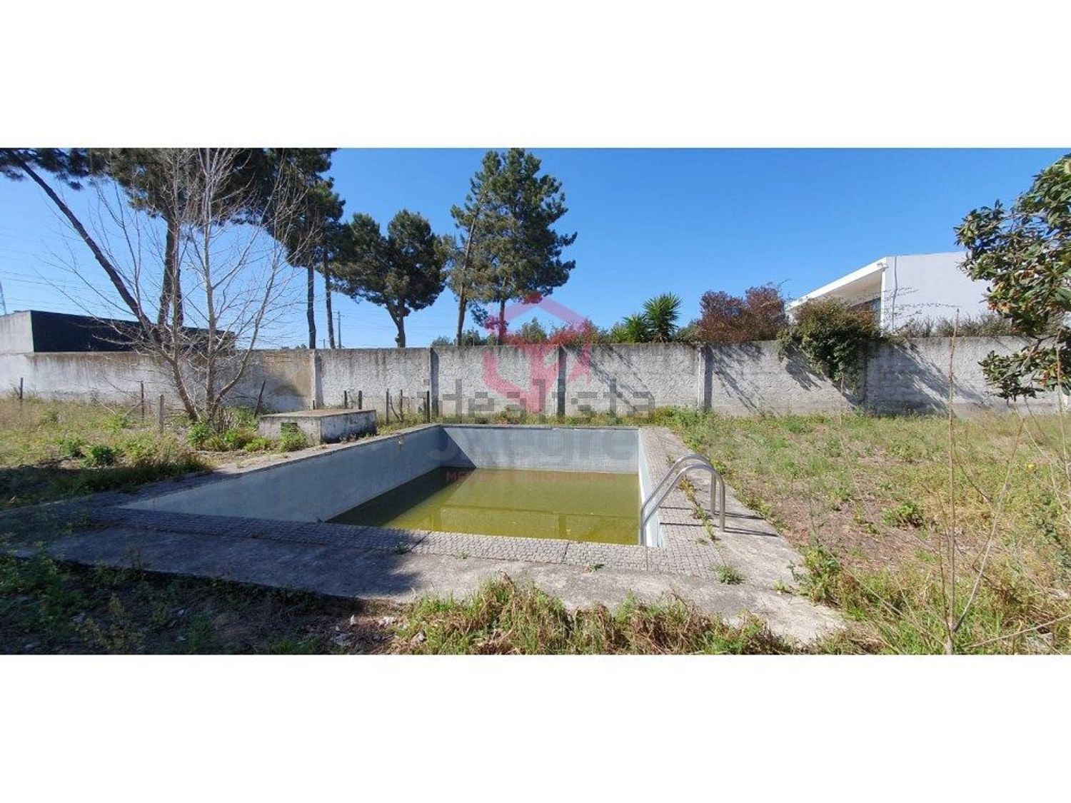 小楼房或独栋别墅出售在Rua de São Francisco - 花园