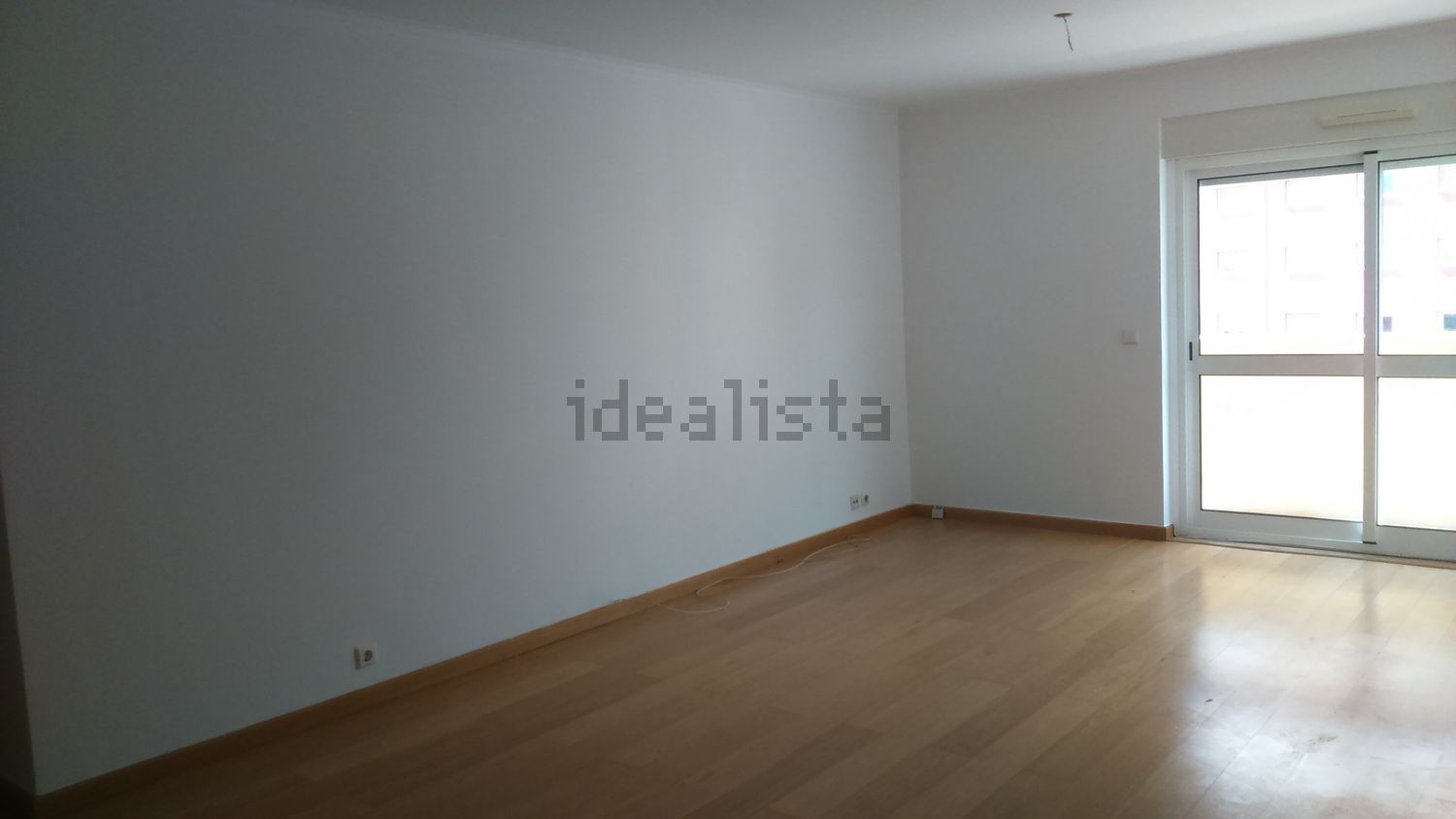 公寓 t1出售在Avenida Marechal Francisco da Costa Gomes, 44 - 居住