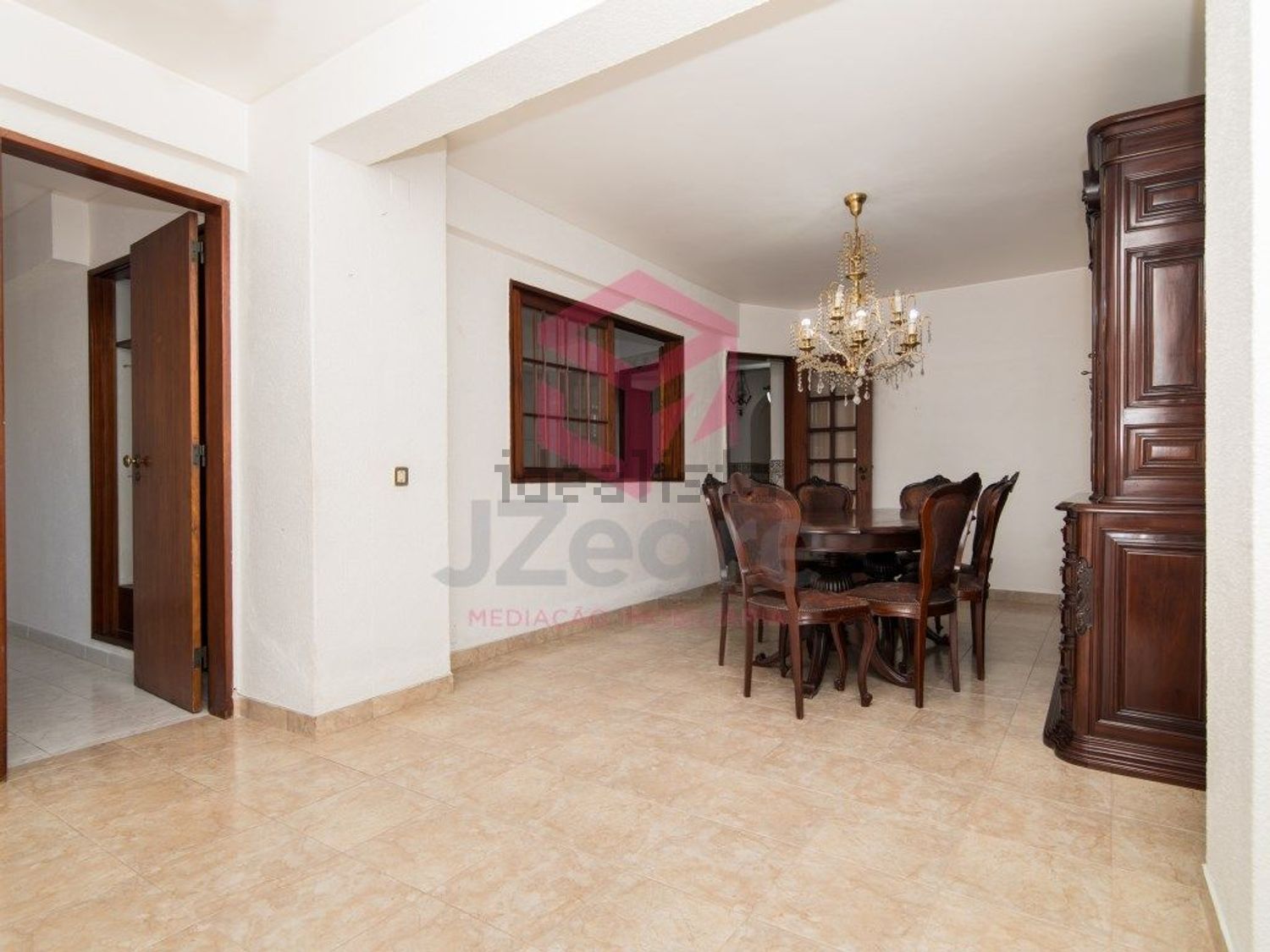 公寓 t3出售在Rua Conselheiro Ramada Curto - 客厅