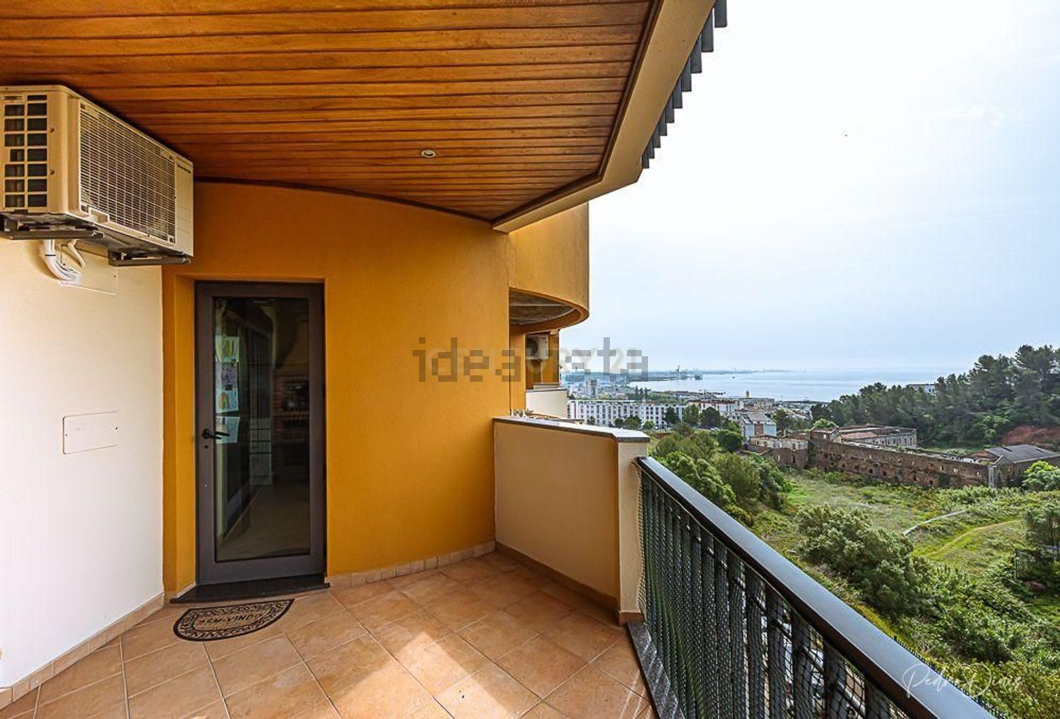 出租公寓 t2在Rua Miradouro do Sado, 7 - 阳台