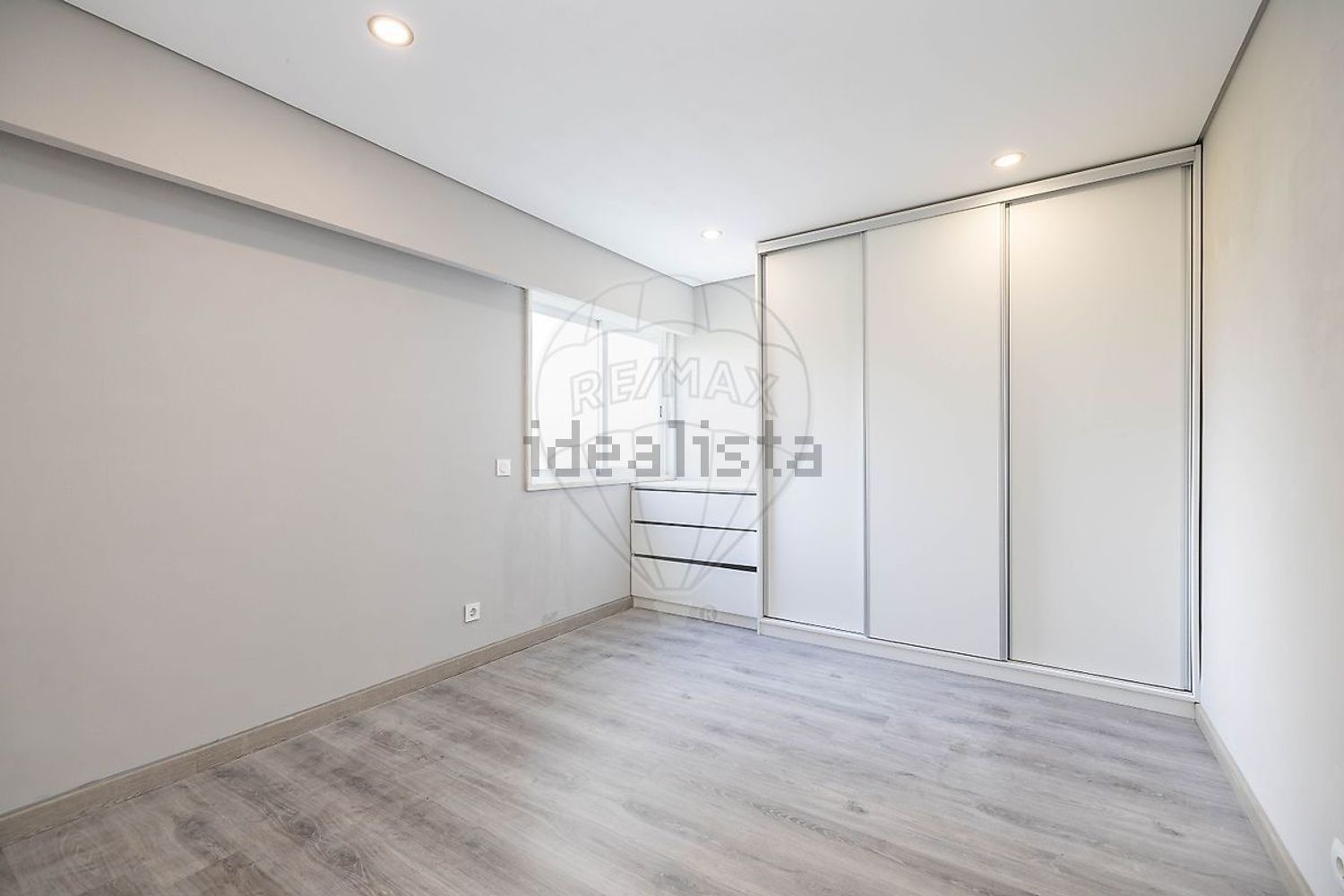 公寓 t2出售在Avenida Salgado Zenha - 居住