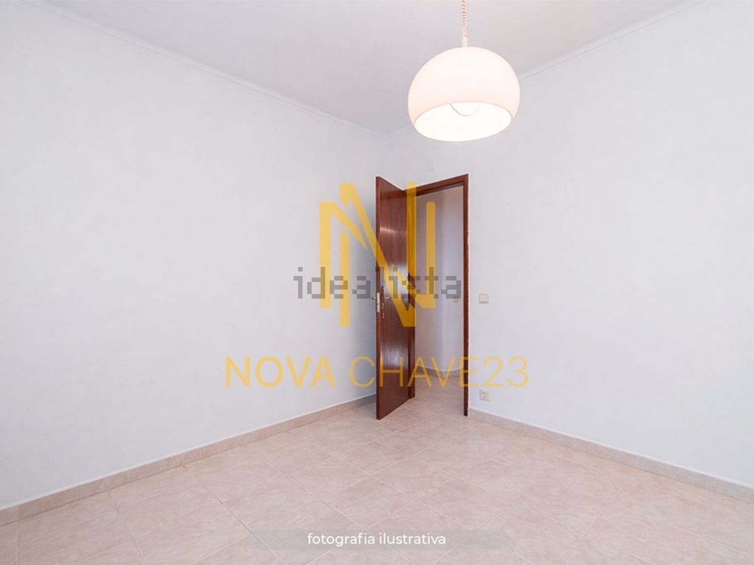公寓 t2出售在Rua Camilo Castelo Branco, 10 - 卧室