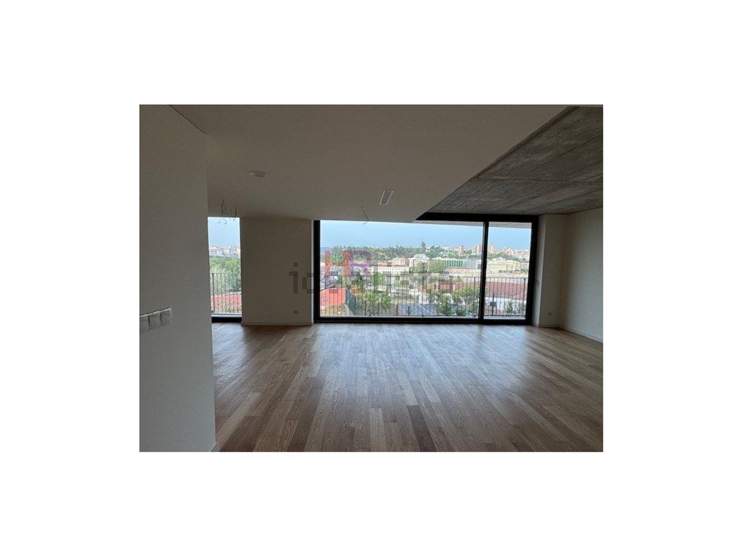 公寓 t3出售在 Santa Clara e Castelo Viegas - 居住