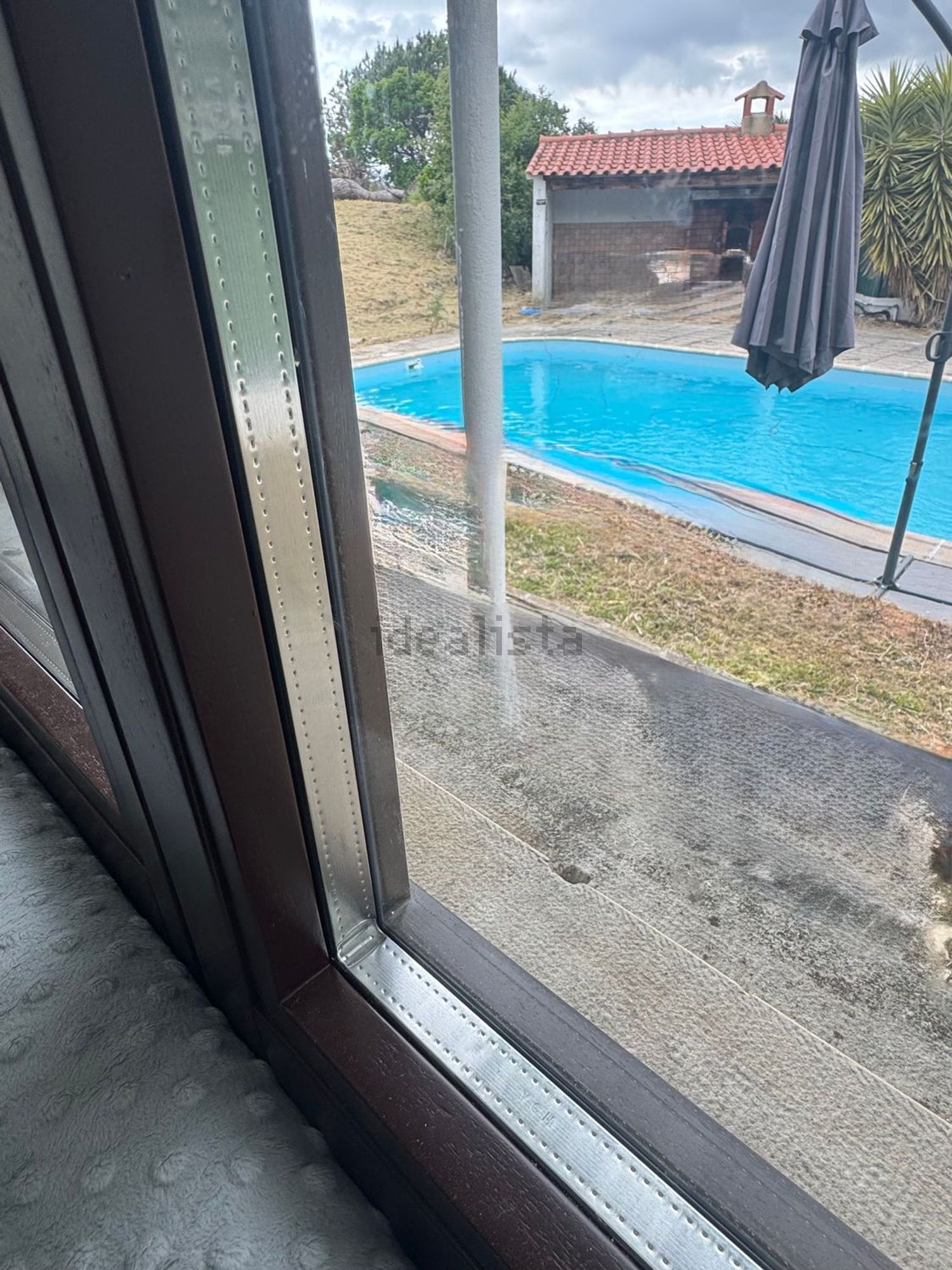 小楼房或独栋别墅出售在 Quinta Vale de Grou, 4 - 阳台