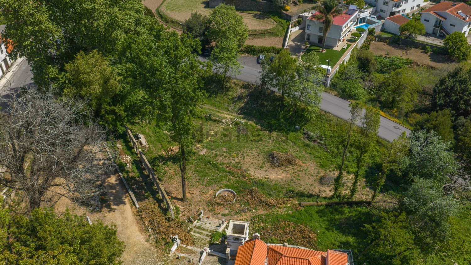 小楼房或独栋别墅出售在 Centro de Oliveira de Azeméis - 照片