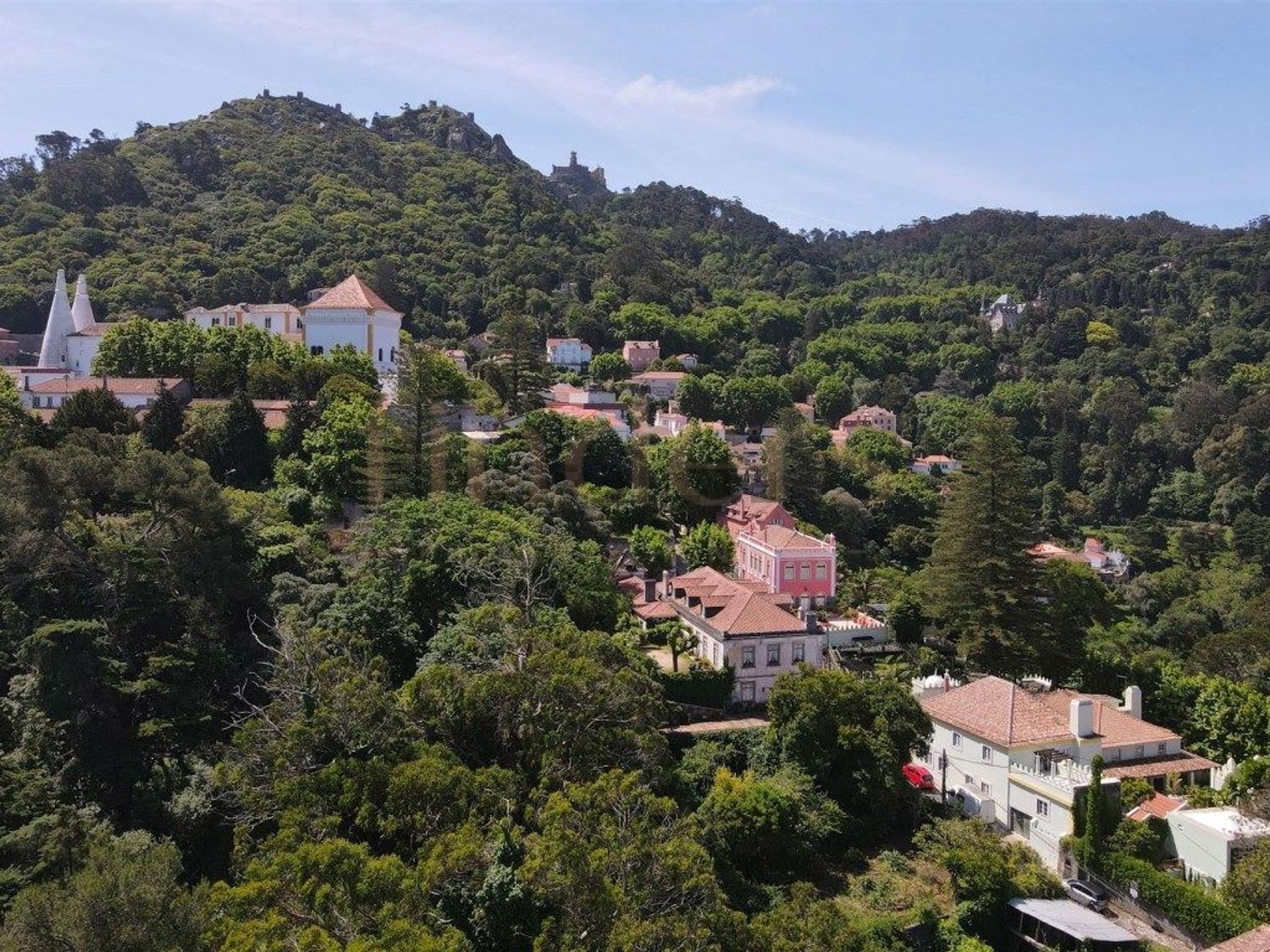 出租小楼房或独栋别墅在Rua Soto Maior - 视线