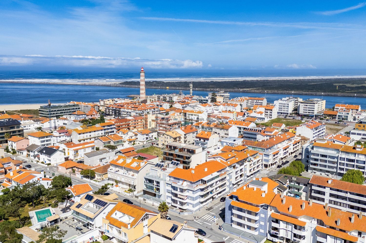 公寓 t1出售在Rua da Praia, 49 - 详情