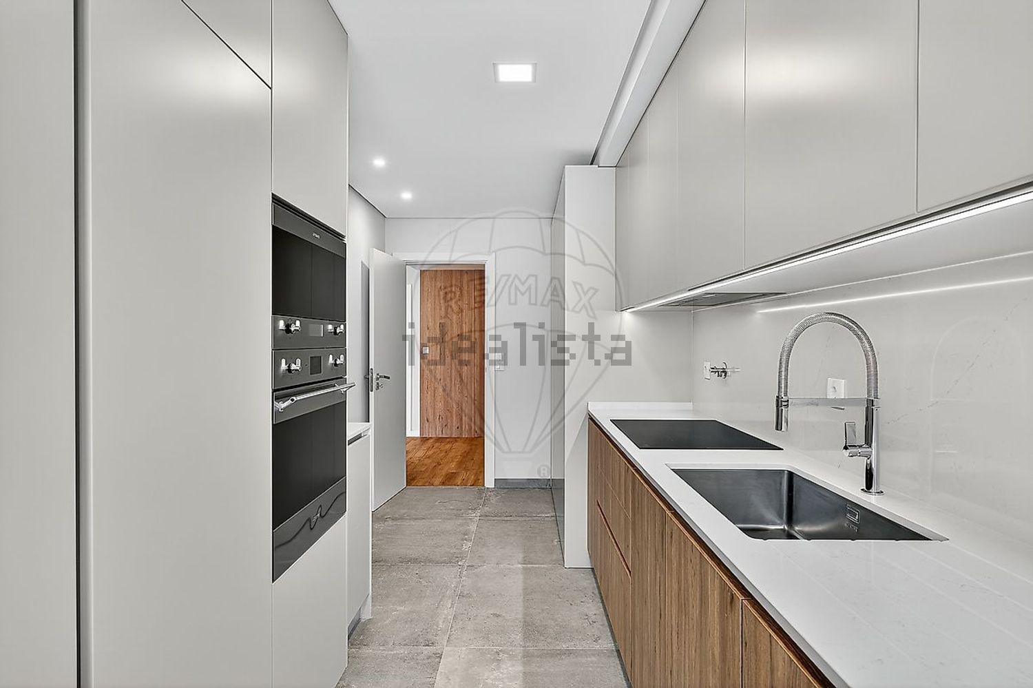 公寓 t3出售在 Areia - Birre - 厨房