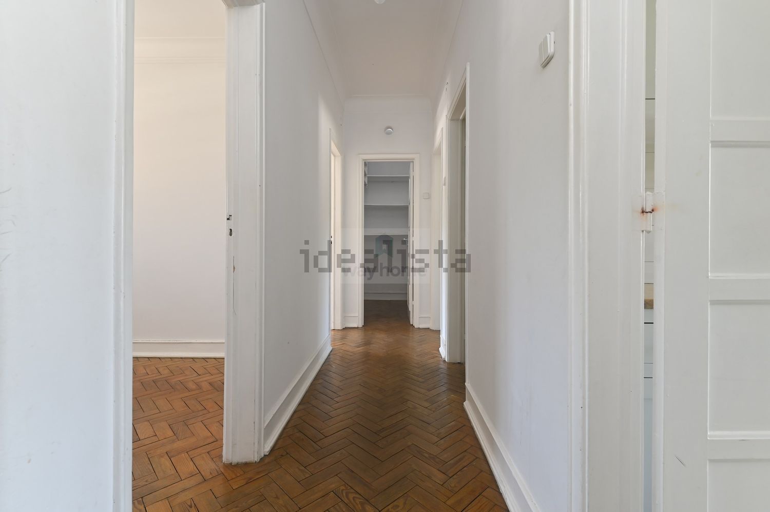 公寓 t2出售在Avenida Frei Miguel Contreiras, 36 - 过道