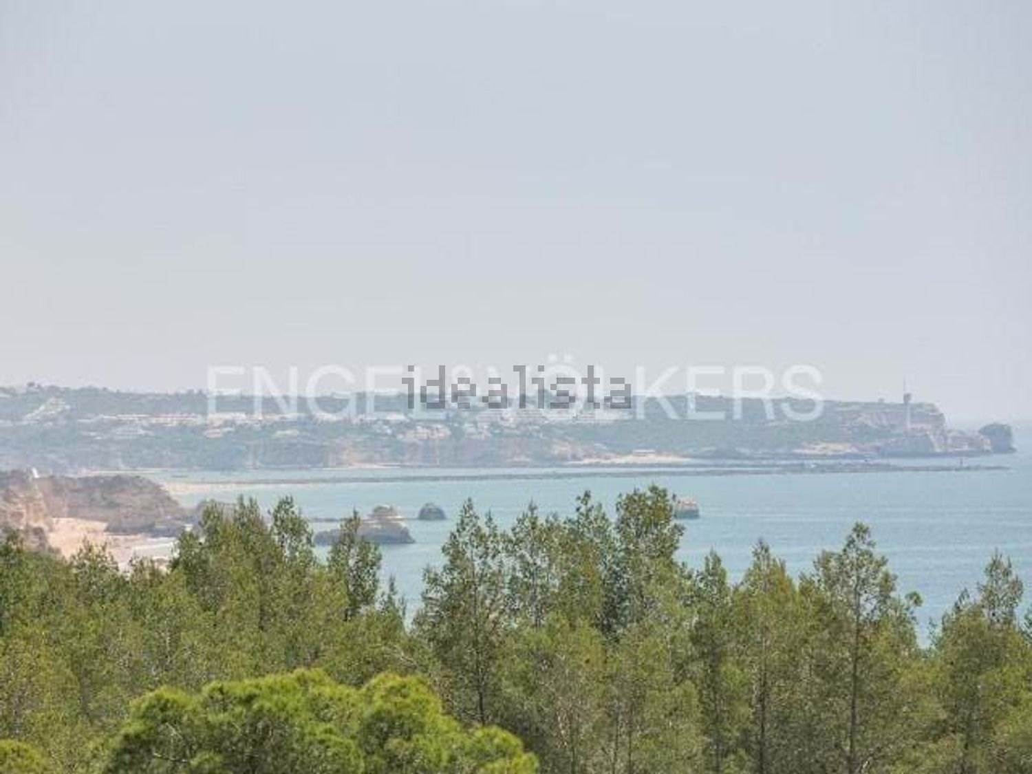 小楼房或别墅出售在 Praia da Rocha - 视线