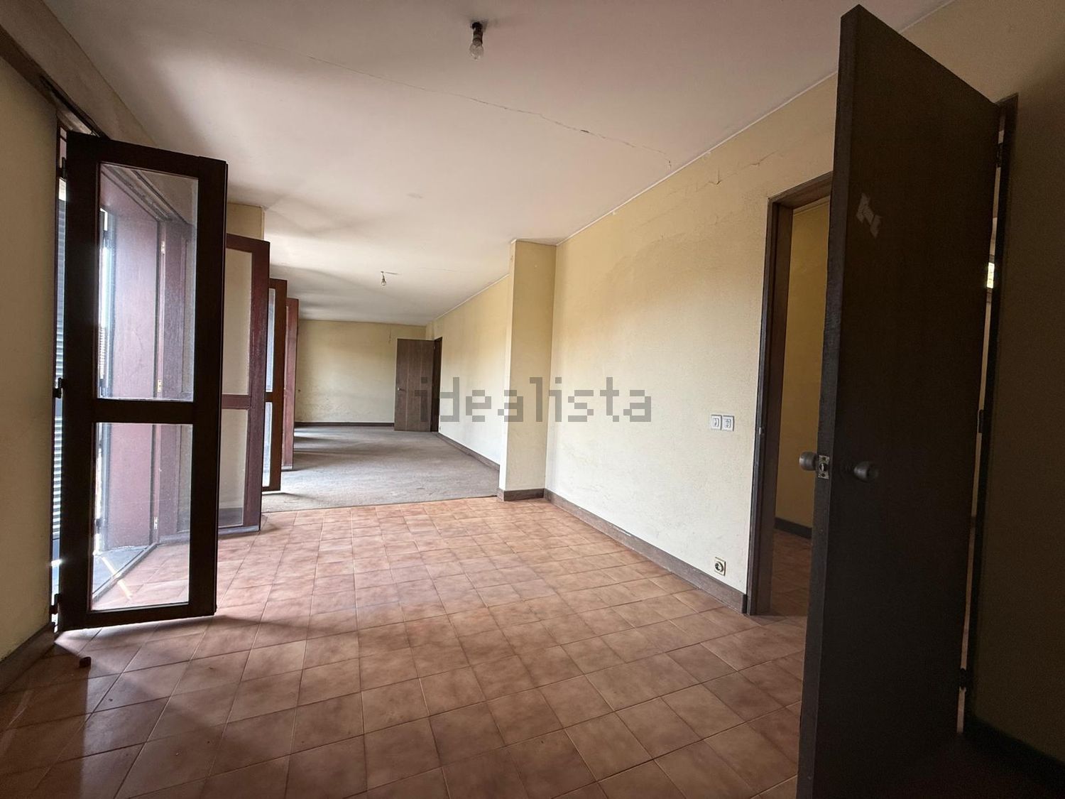 公寓 t3出售在Praça 25 de Abril s/n - 客厅