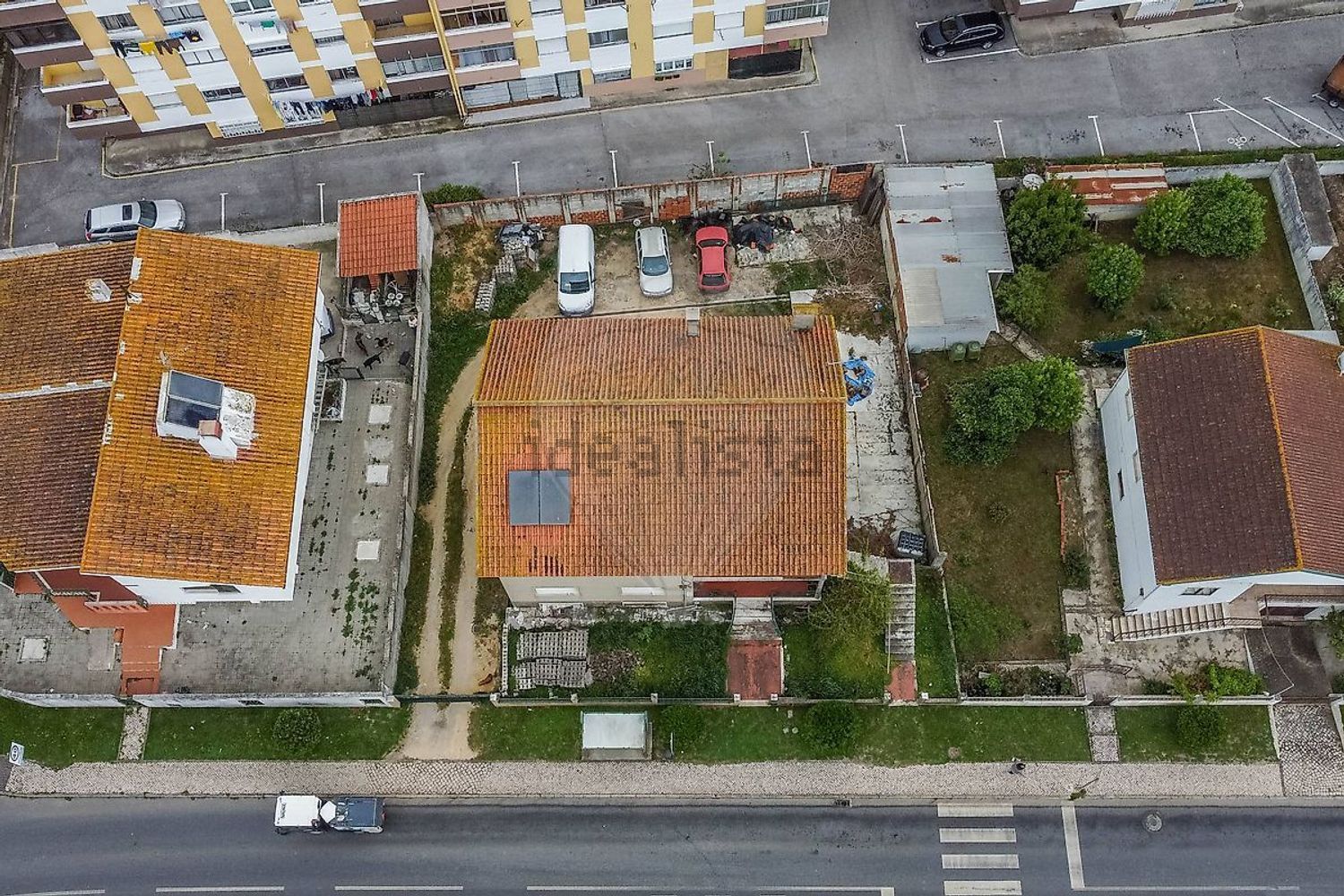 小楼房或独栋别墅出售在Estrada da Malafaia - 视线