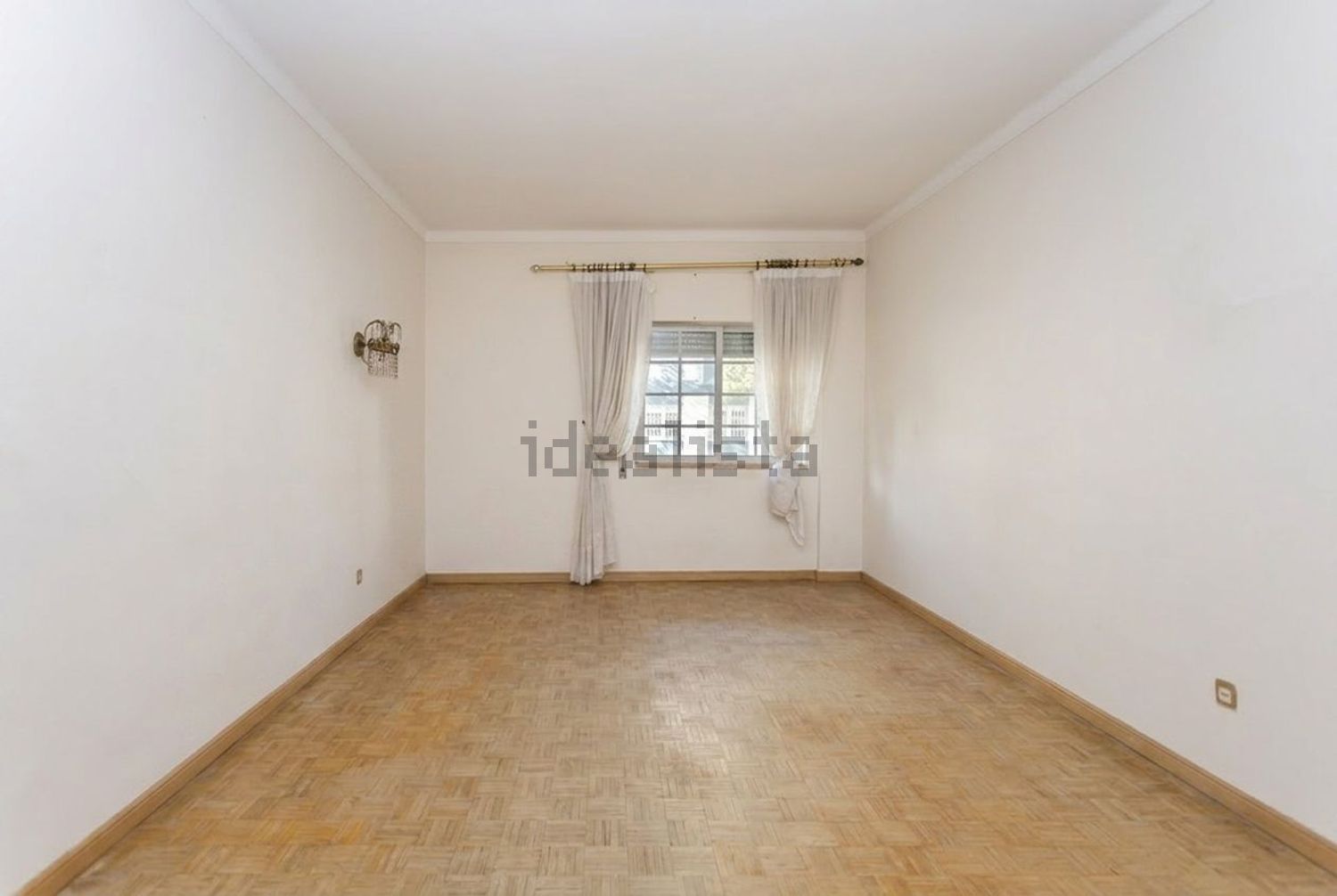 公寓 t3出售在Rua António Aleixo, 8 - 客厅