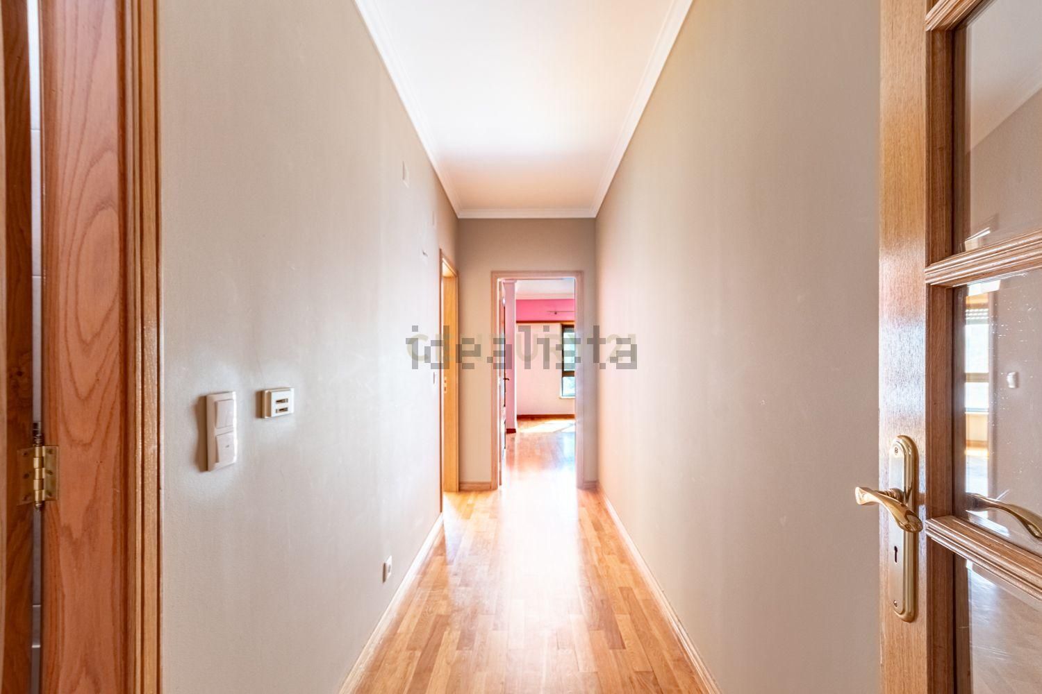 出租公寓 t2在Avenida das Laranjeiras, 36 - 过道