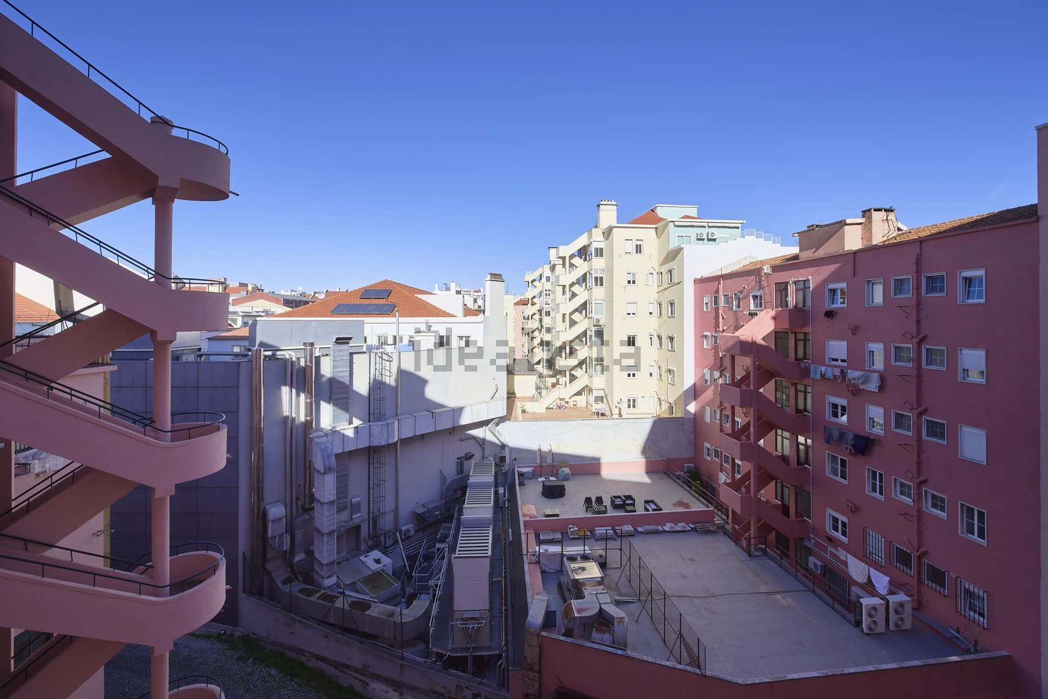 出租房间在Avenida João XXI, 2 - 照片