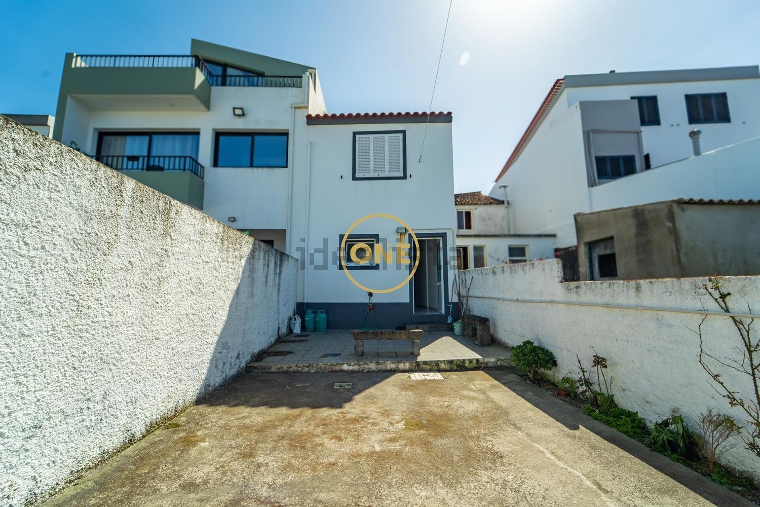 小楼房或别墅出售在 Ribeira Seca - 外立面
