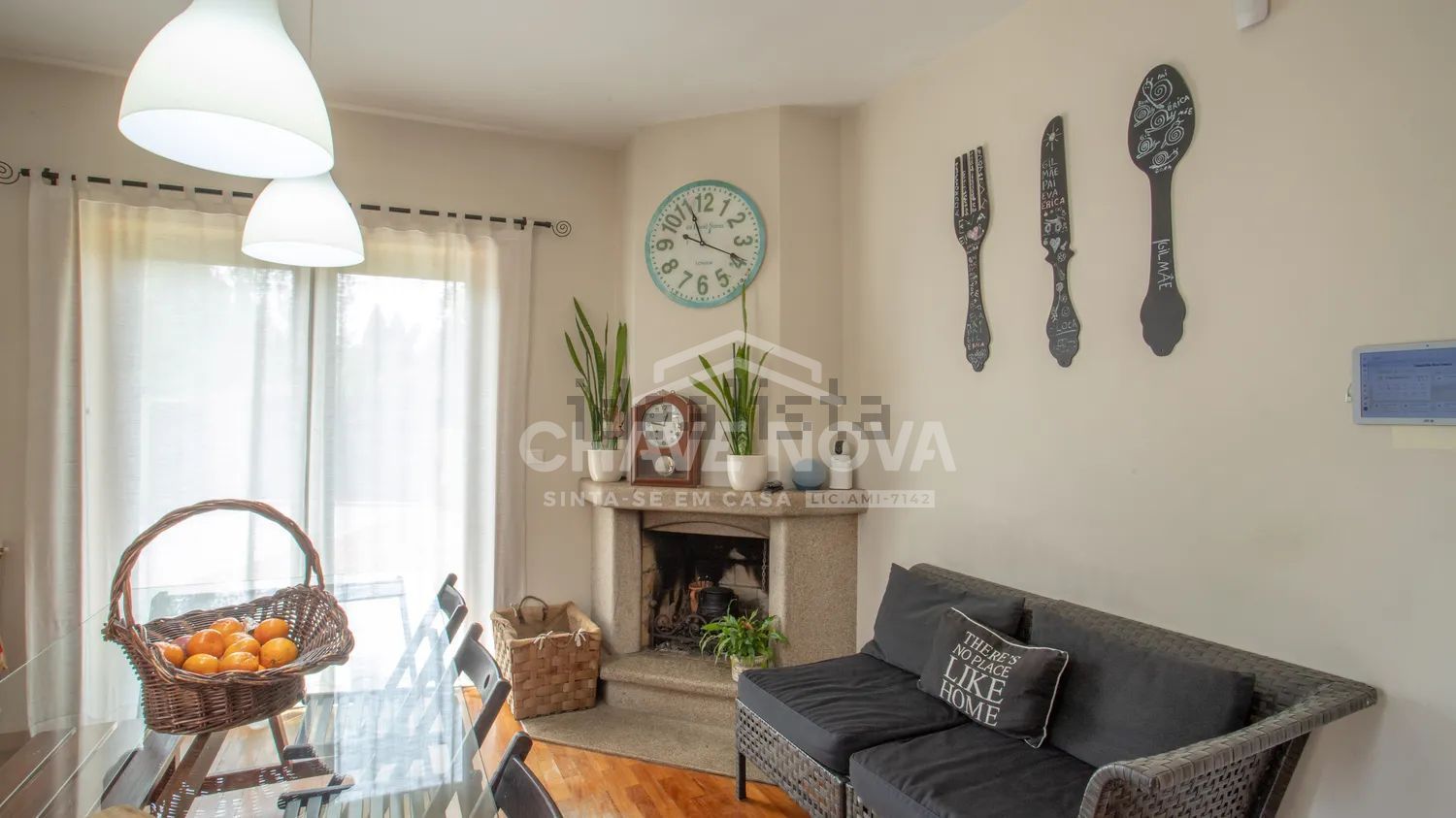 小楼房或独栋别墅出售在Rua Santa Marinha - 卧室