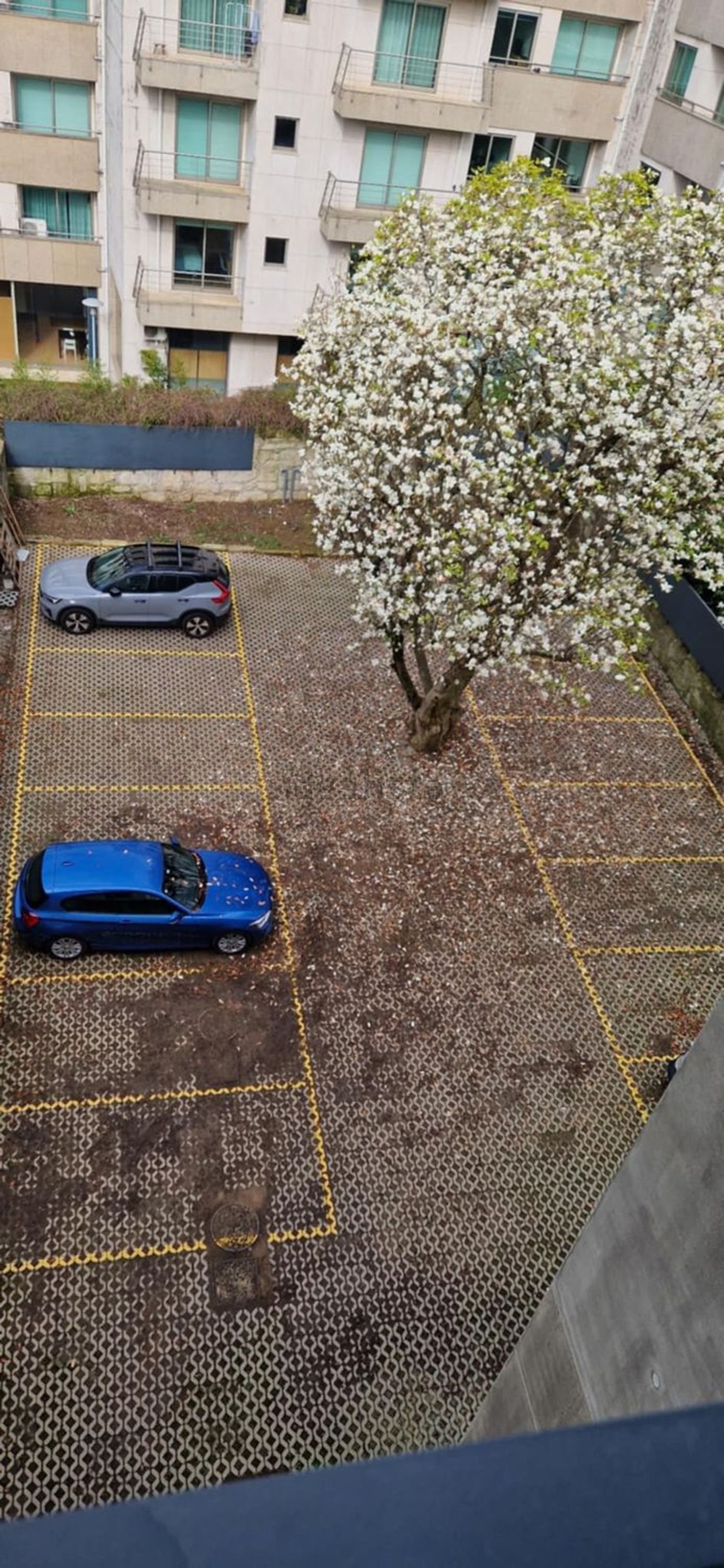 公寓 t1出售在Rua da Constituição - 停车位