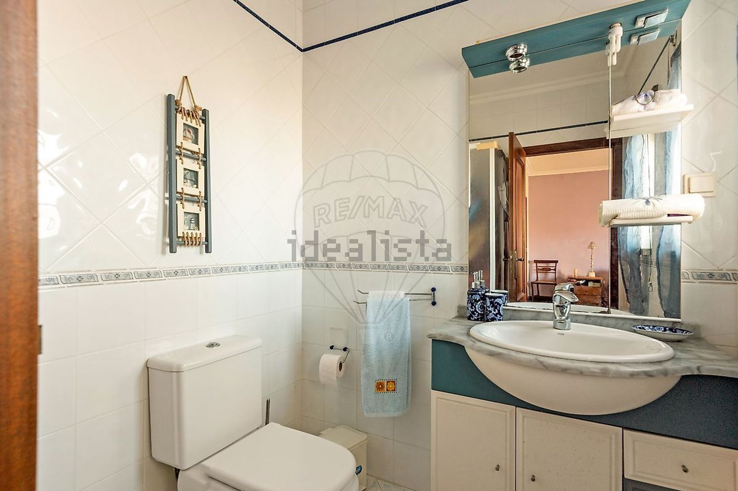 小楼房或独栋别墅出售在Rua Principal - 卫生间