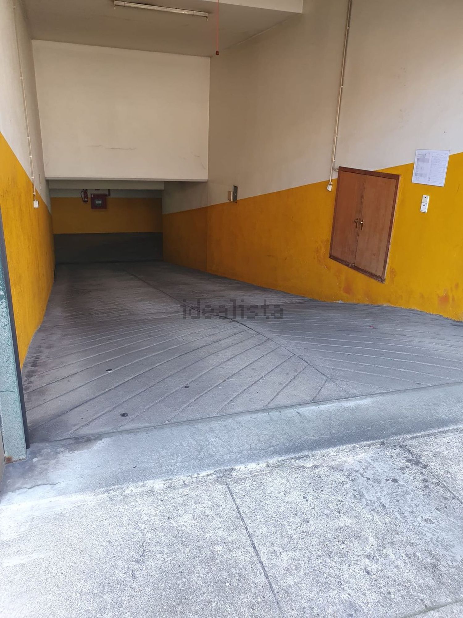 公寓 t2出售在Travessa Tapada de Santo António, 15 - 停车位