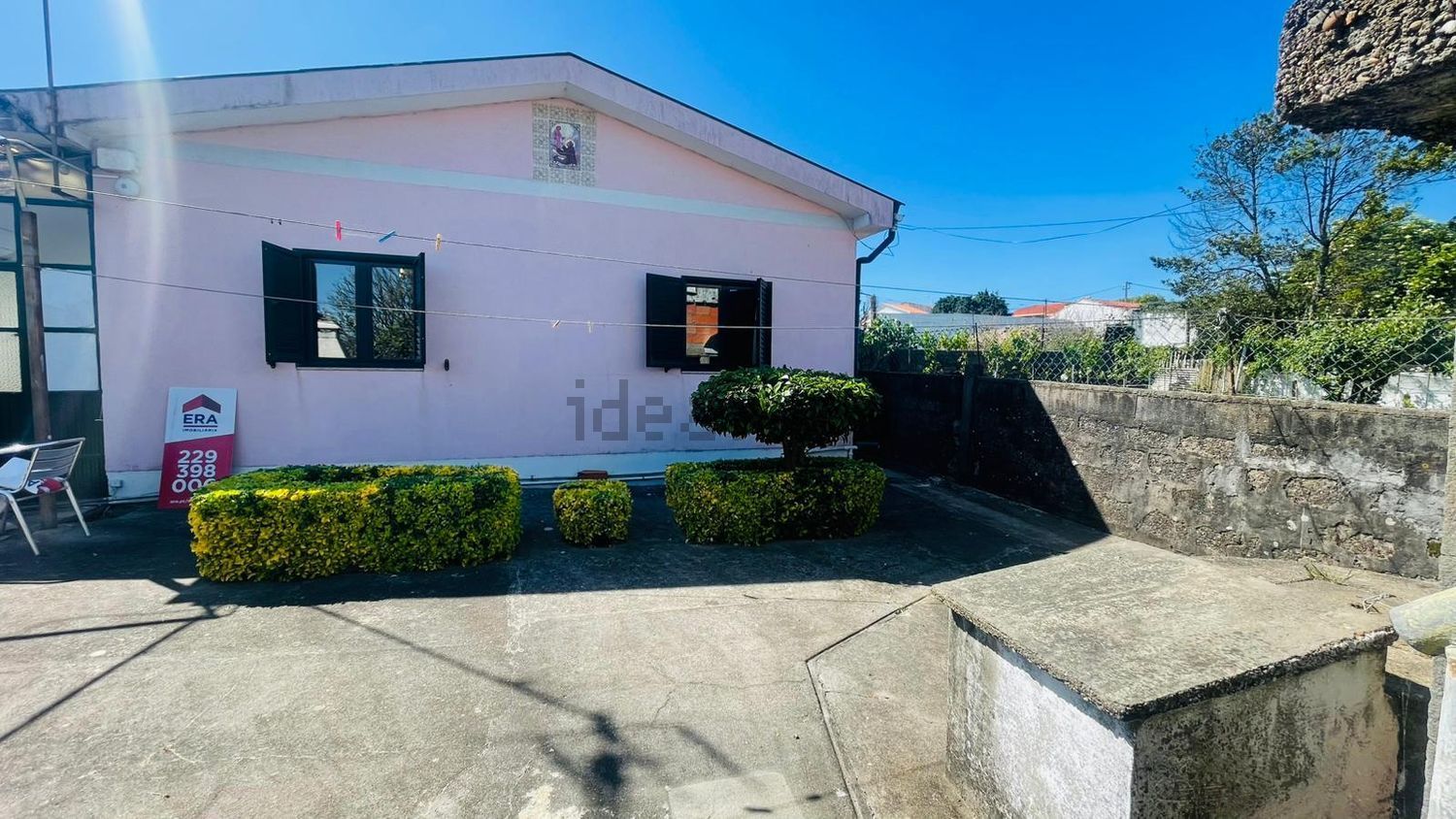 小楼房或独栋别墅出售在Rua da Escola do Viso - 外立面