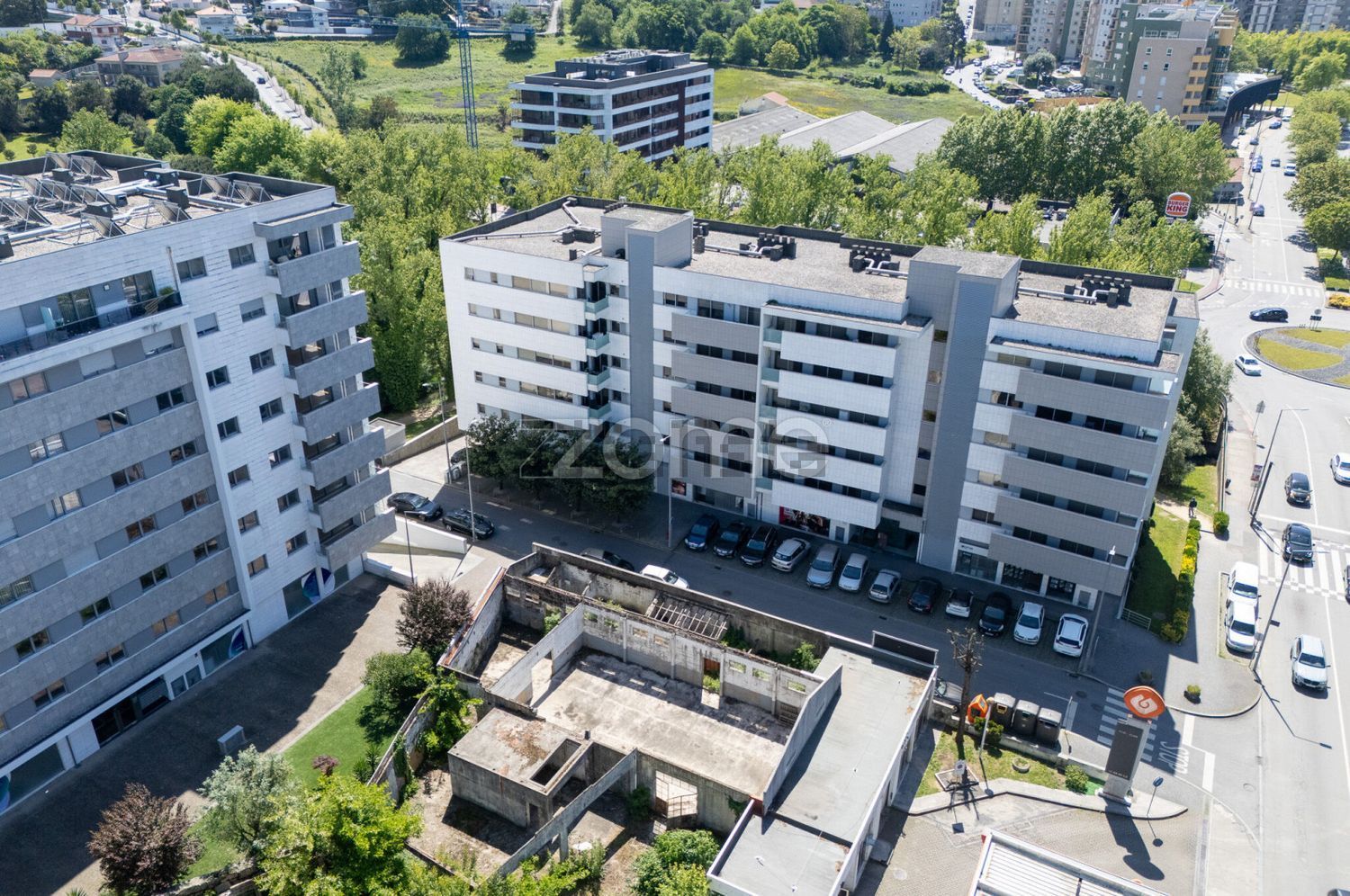 公寓 t2出售在Avenida Marechal Humberto Delgado, 5 - 外立面