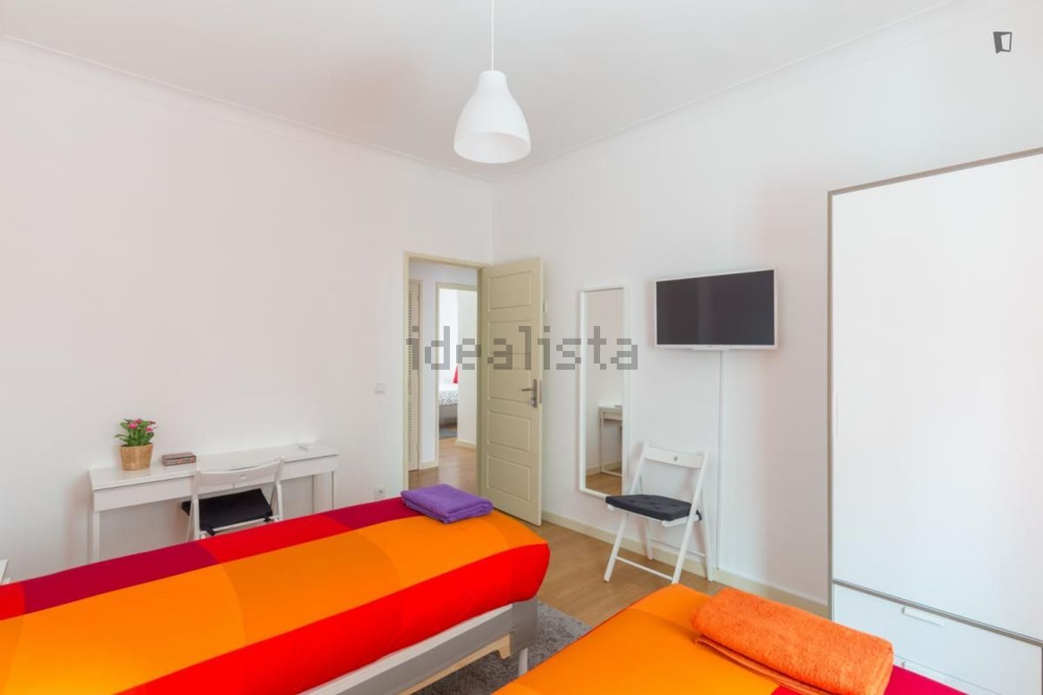 出租房间在Avenida da República - 卧室