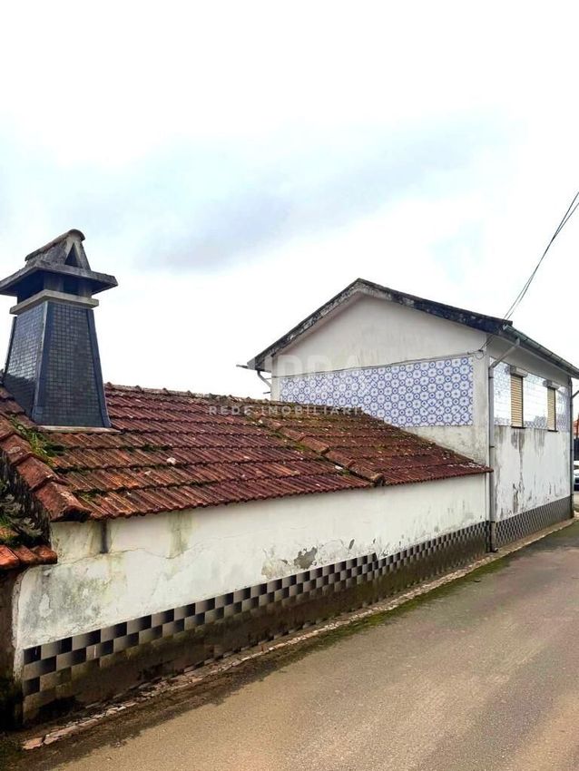 小楼房或别墅出售在 São João de Ver