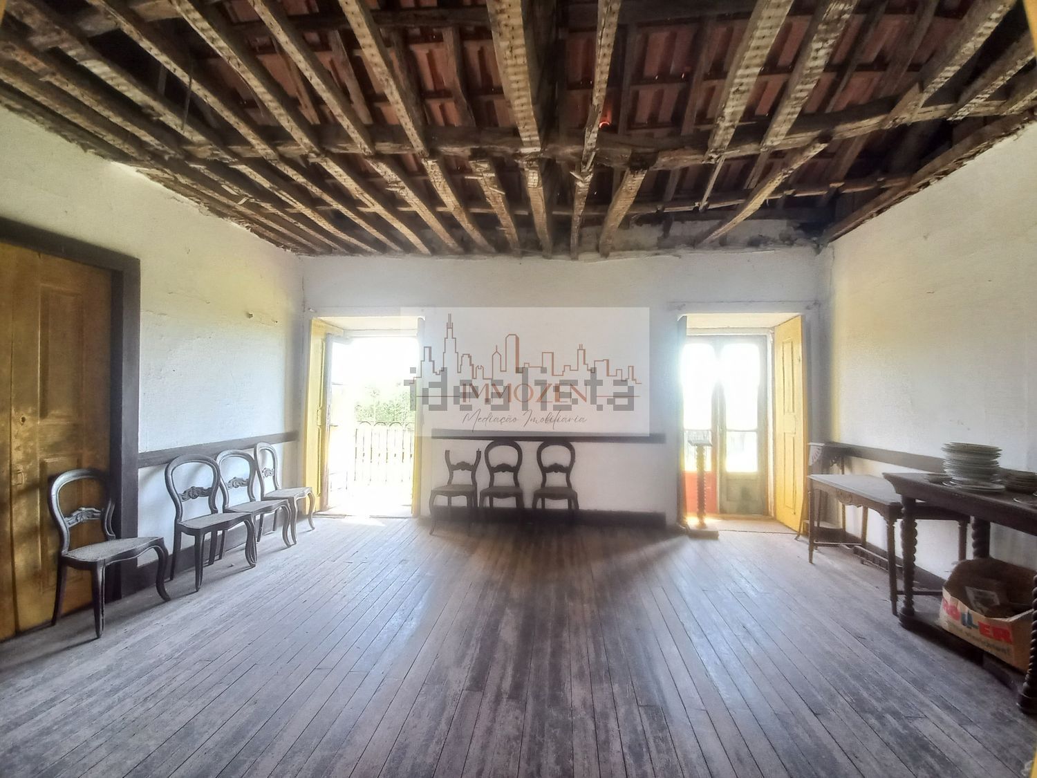 小楼房或独栋别墅出售在Avenida da Igreja, 530 - 客厅