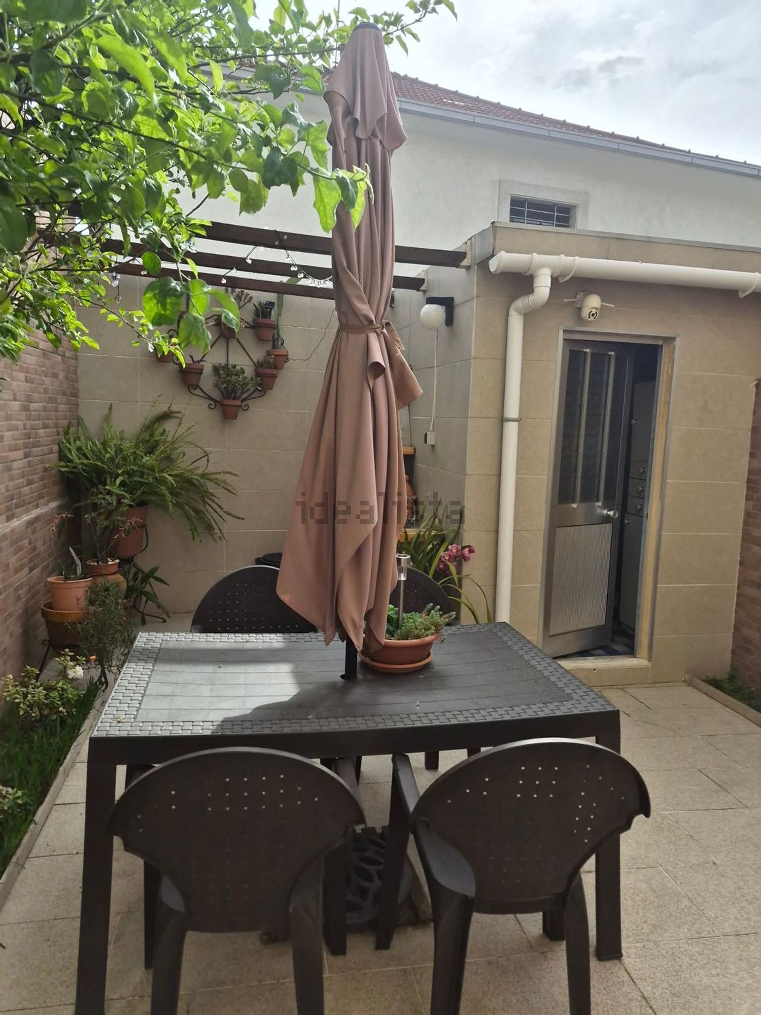 联排别墅出售在Rua Doutor Moreira de Sousa - 照片