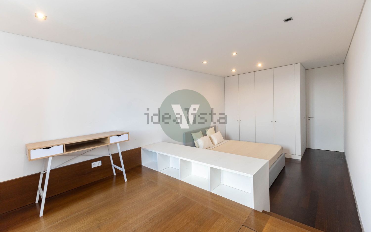 公寓 t1出售在Praça de Carlos Alberto, 88 - 客厅
