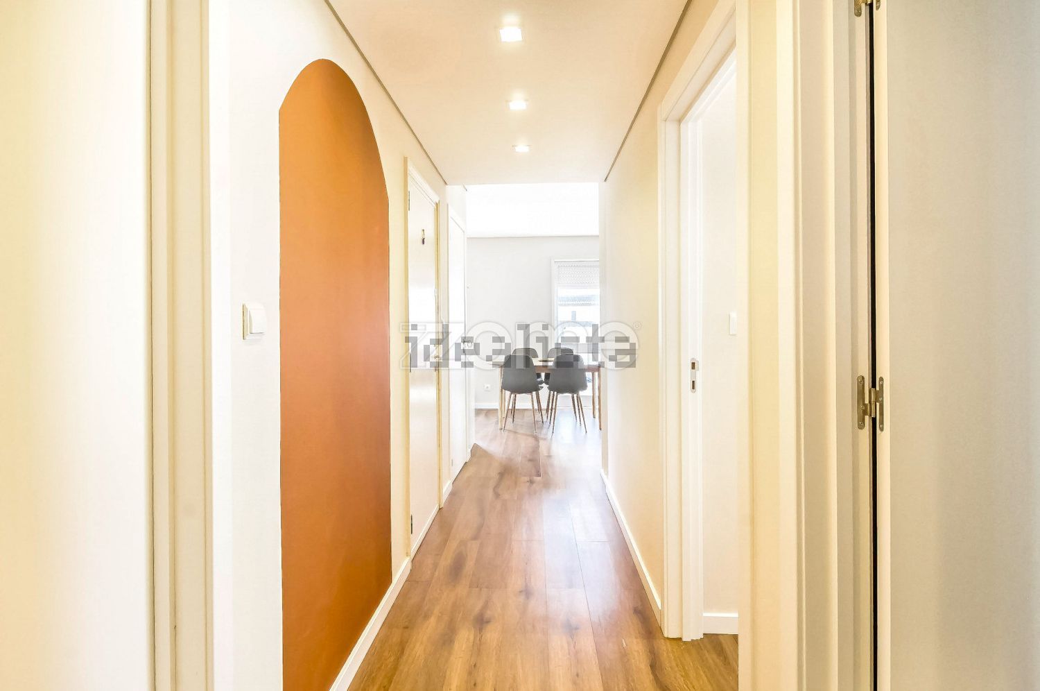 公寓 t3出售在Avenida Vasco da Gama, 200 - 过道