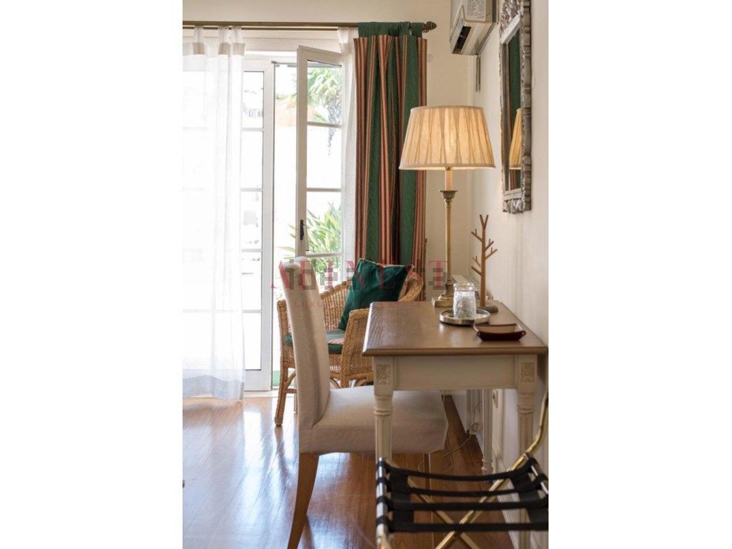 出租小楼房或独栋别墅在Avenida Pedro Álvares Cabral - 客厅