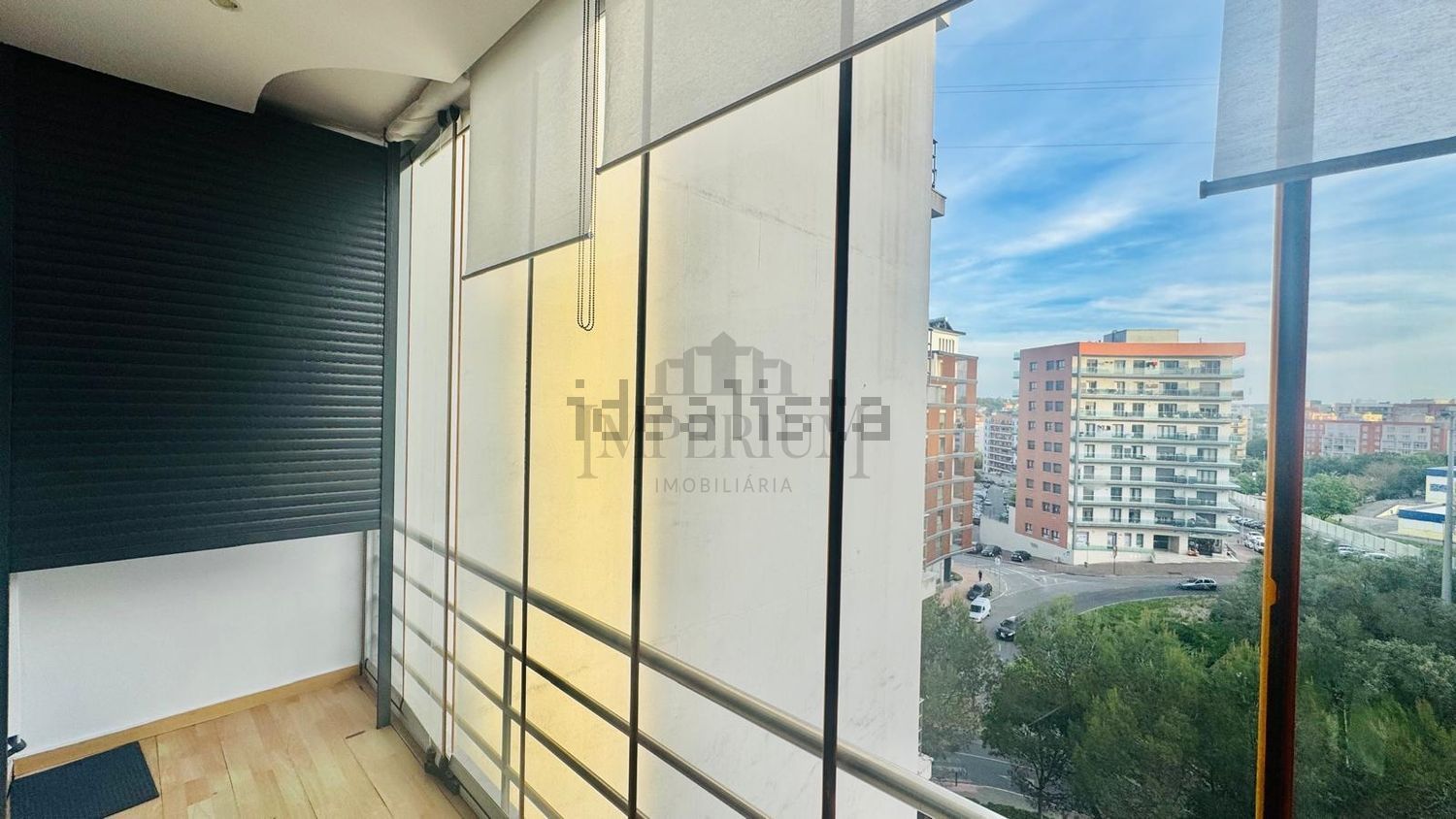 公寓 t3出售在 Pct. Afonso Dinis de Portugal, 14 - 露台