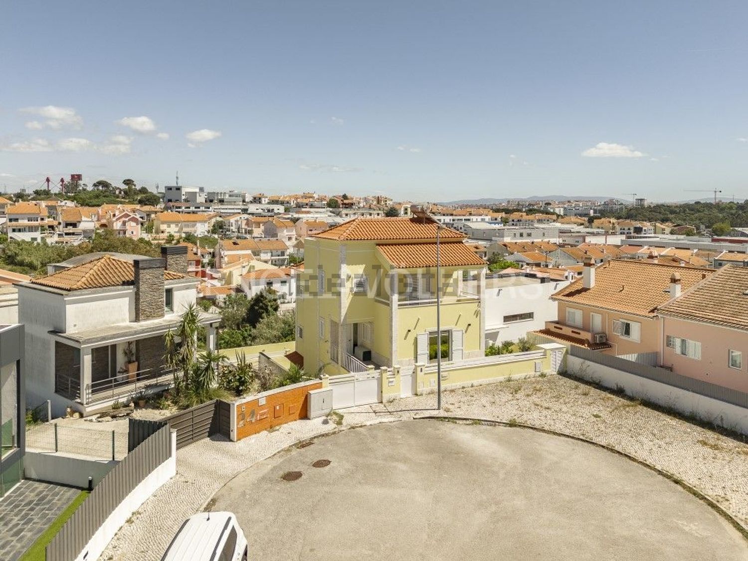小楼房或独栋别墅出售在 Parque da Paz - Alfeite - 照片