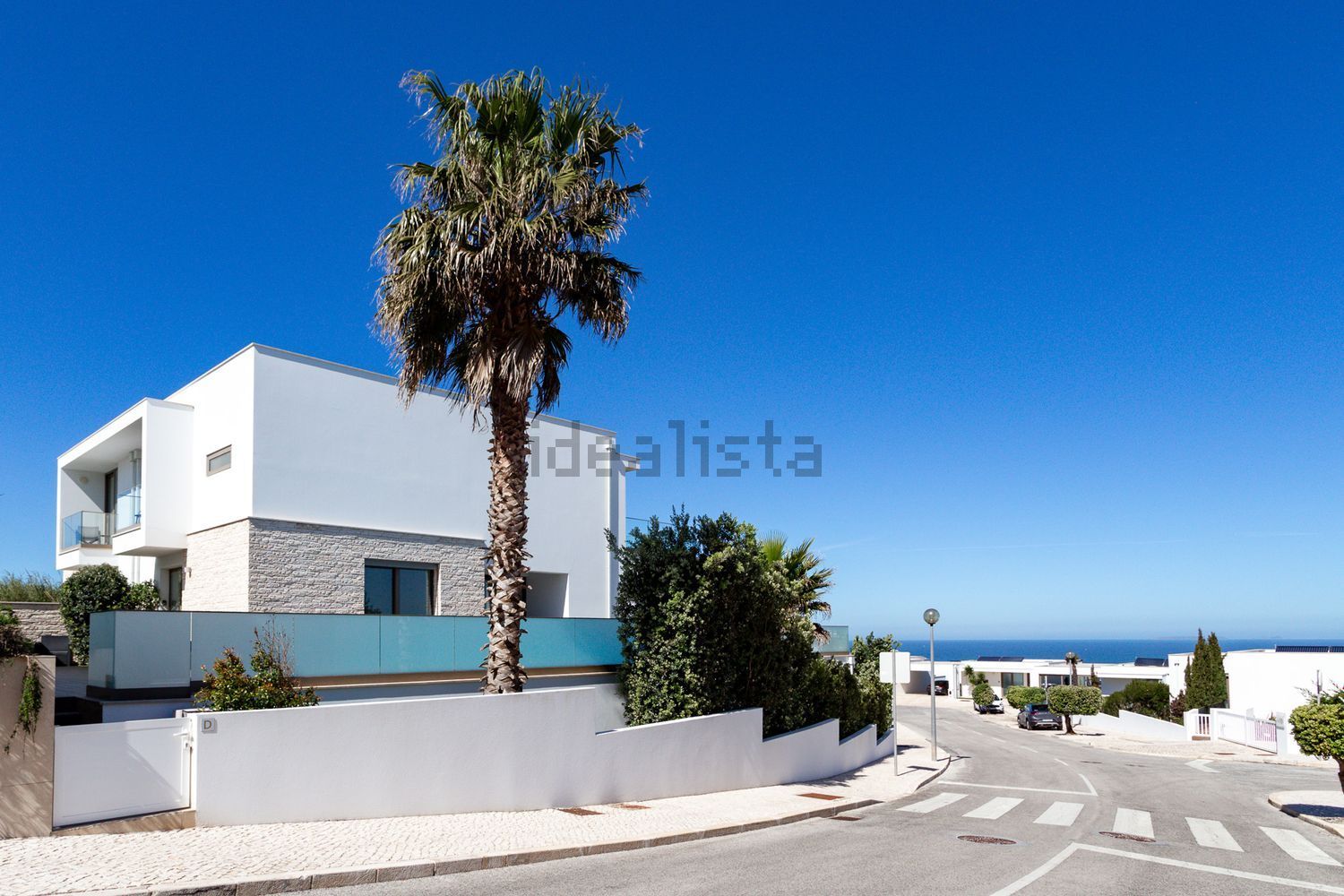 双拼别墅出售在 R. Terras do Mar, 4 - 外立面
