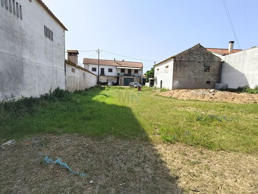 小楼房或别墅出售在 São João do Campo