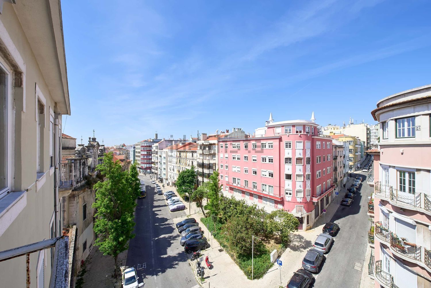 出租房间在Rua Quirino da Fonseca, 4 - 视线