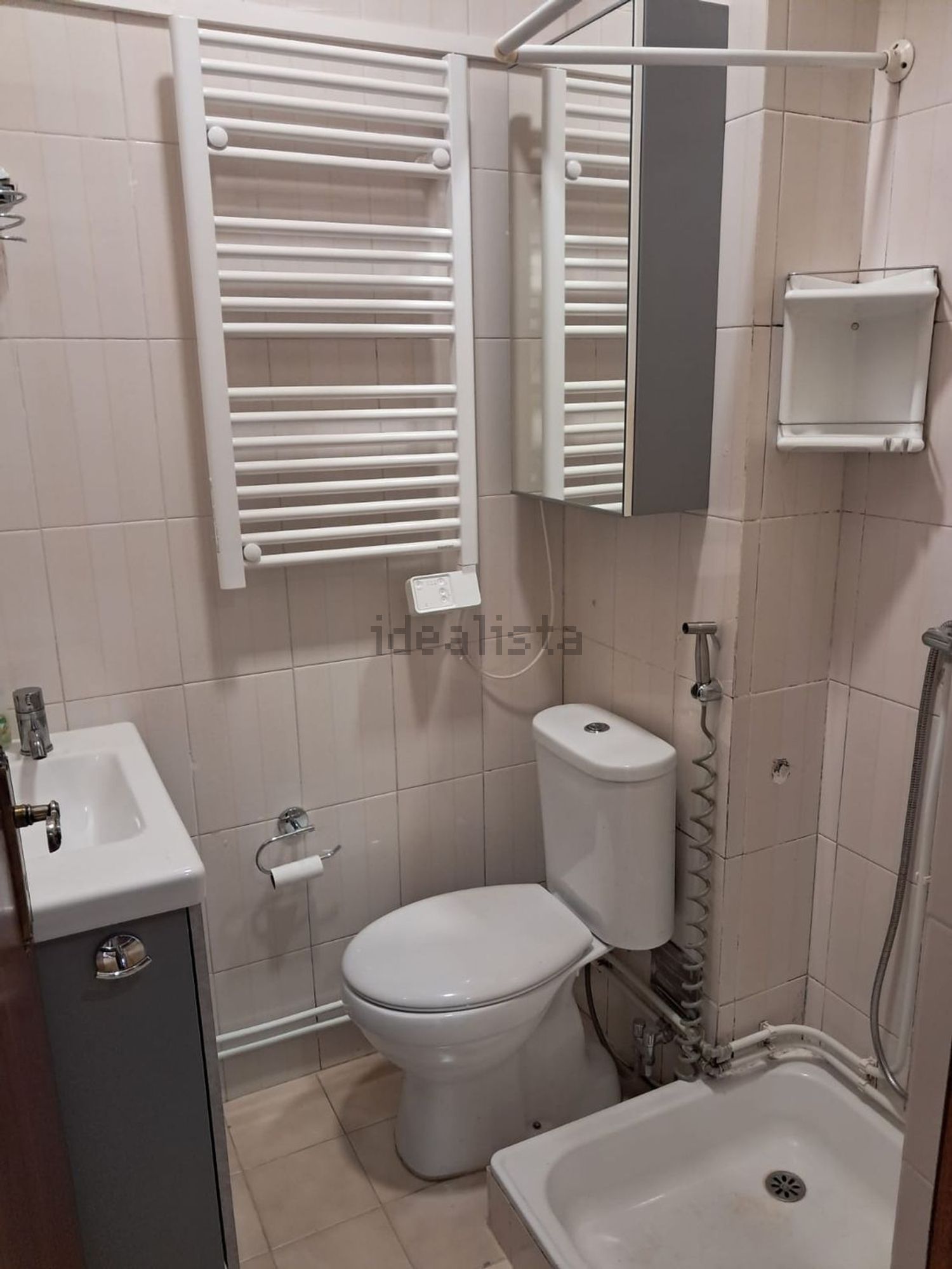 出租公寓 t3在 Urbanização Bairro Santa Eugénia, 17 - 卫生间