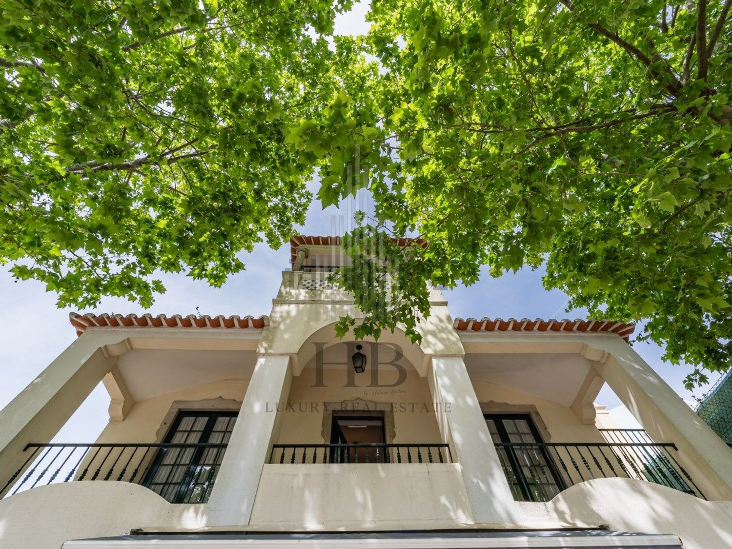 小楼房或独栋别墅出售在 Portela de Sintra - 外立面