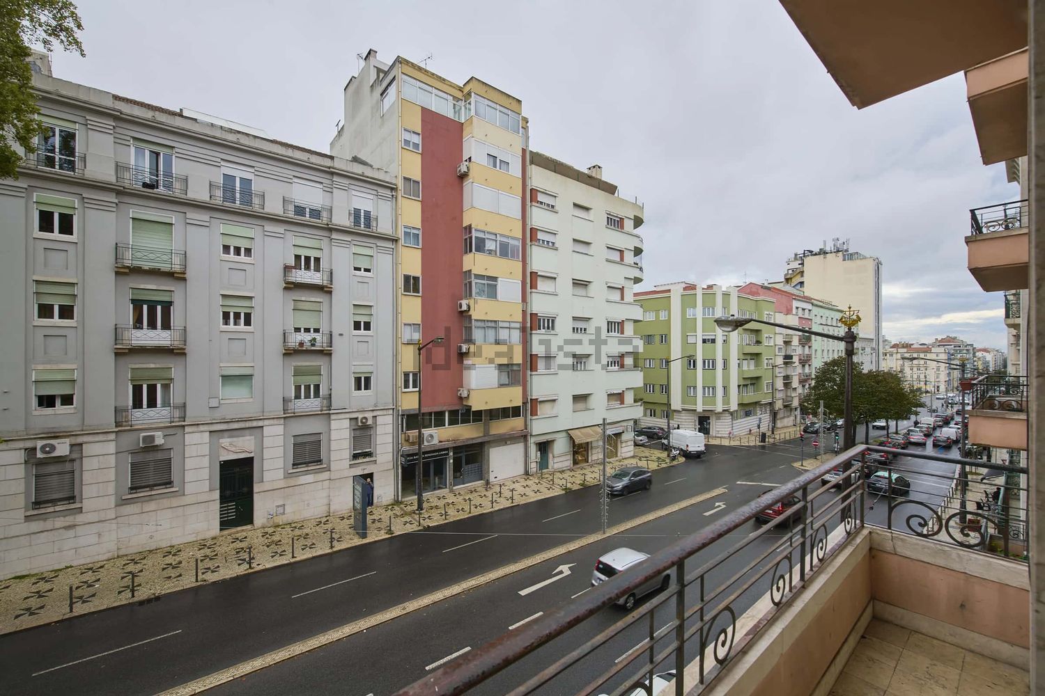 出租房间在Avenida Almirante Reis, 229 - 视线