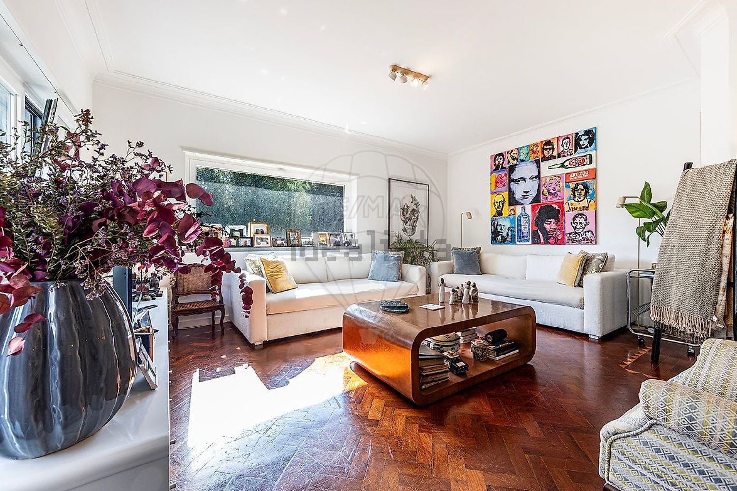 小楼房或独栋别墅出售在Rua de Sant'Ana - 客厅