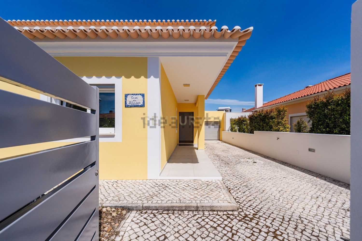 小楼房或独栋别墅出售在 Vila Nogueira de Azeitão - 外立面