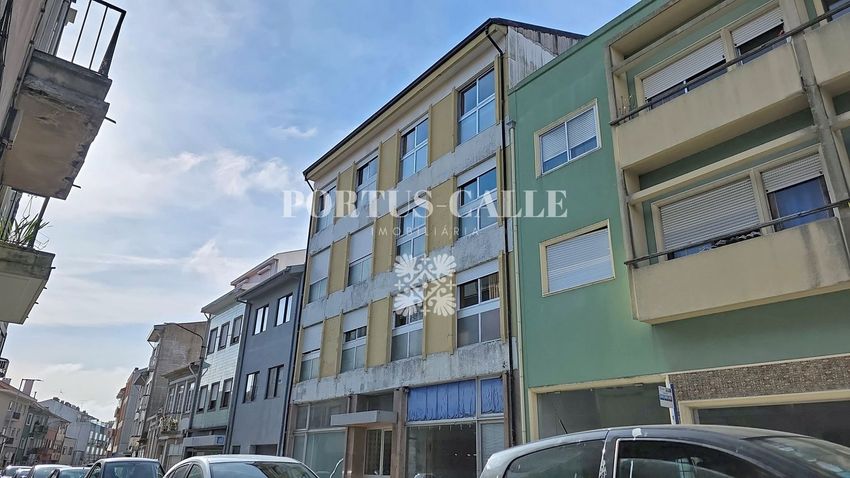 公寓 t4出售在Rua de São Dinis s/n