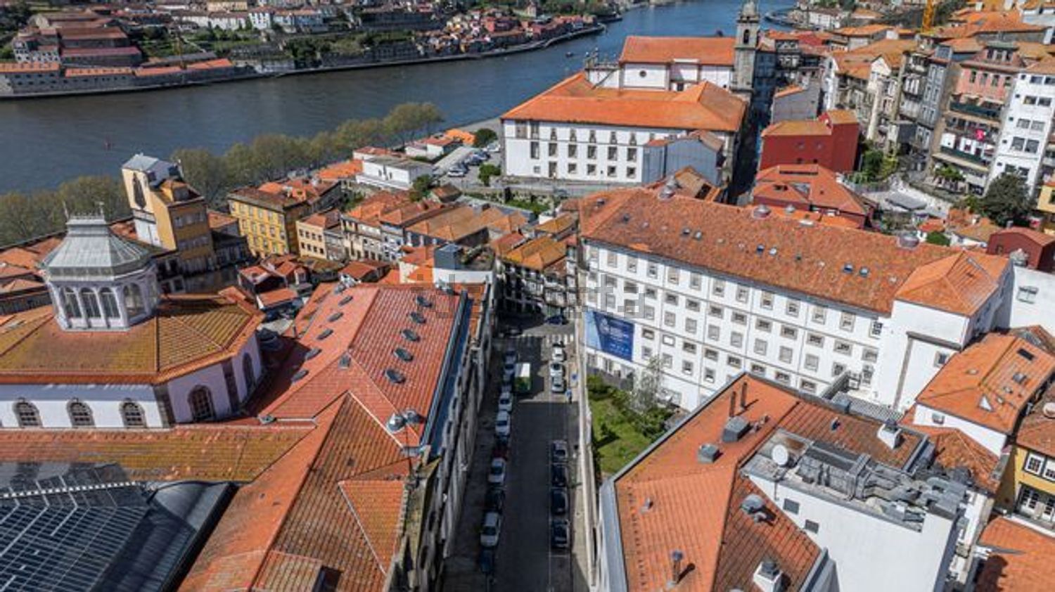 复式公寓出售在Rua do Comércio do Porto s/n - 游泳池