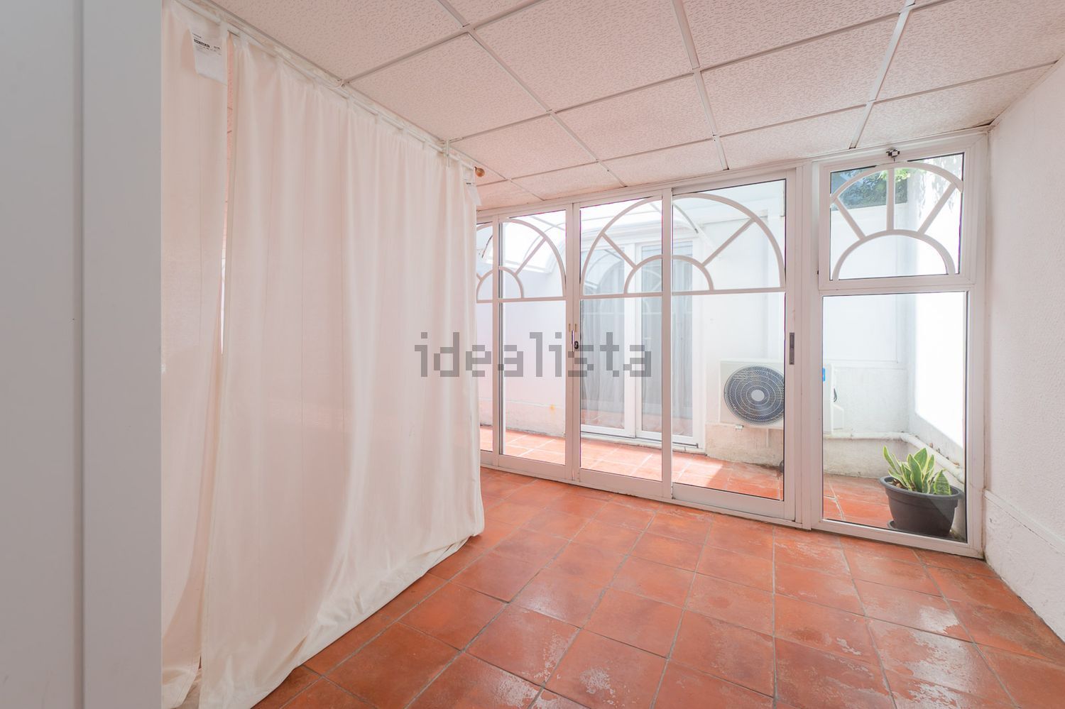 公寓 t1出售在Avenida Portugal, 590 - 阳台